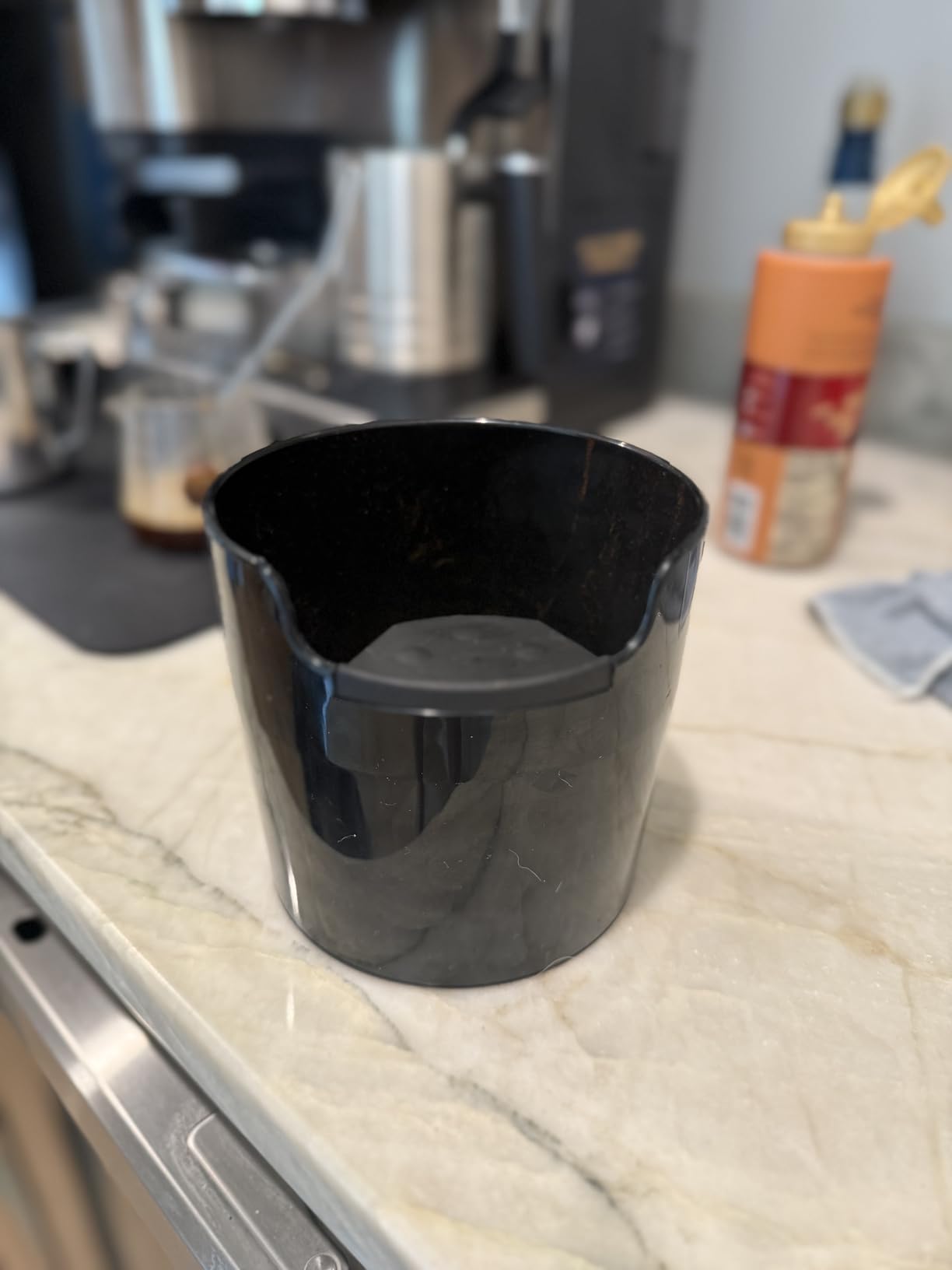 Knock Box for Coffee Grounds - Innovative Barista Accessory with Improved Handling - Coffee Knock Box for Espresso Machine, Black customer photo 1