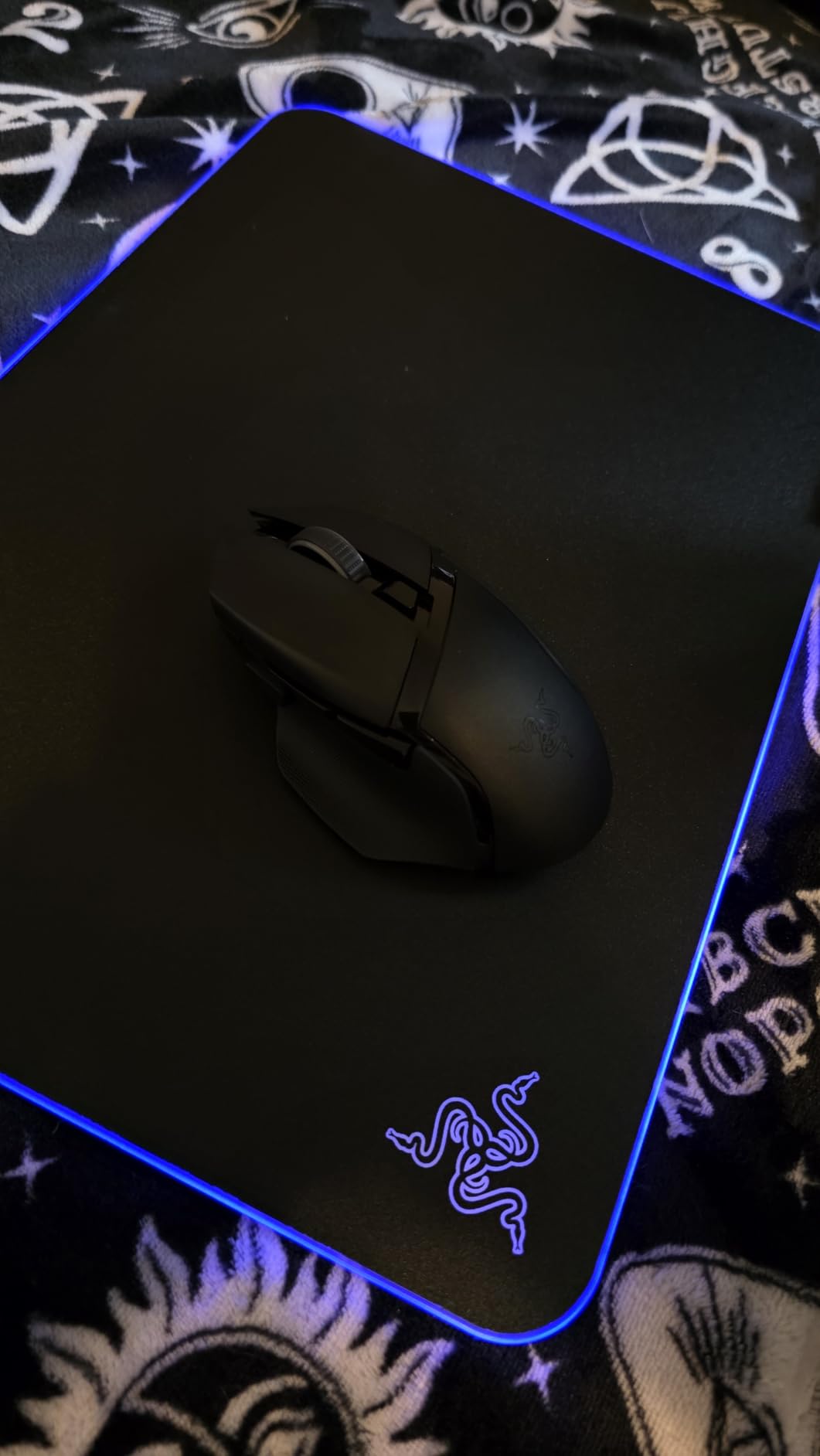 Razer Firefly Hard V2 RGB Gaming Mouse Pad - Customizable Chroma Lighting, Built-in Cable Management, Balanced Control & Speed, Non-Slip Rubber Base customer photo 2