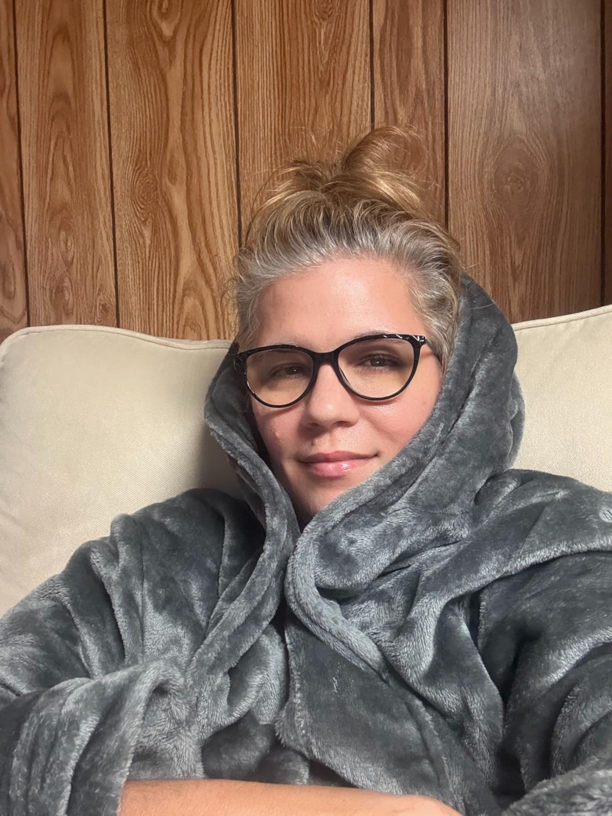 Oversize Premium Luxury Ultra Soft Warm Robes for Women Plush Fleece Bathrobe for Women with and Spacious Pockets customer photo 1