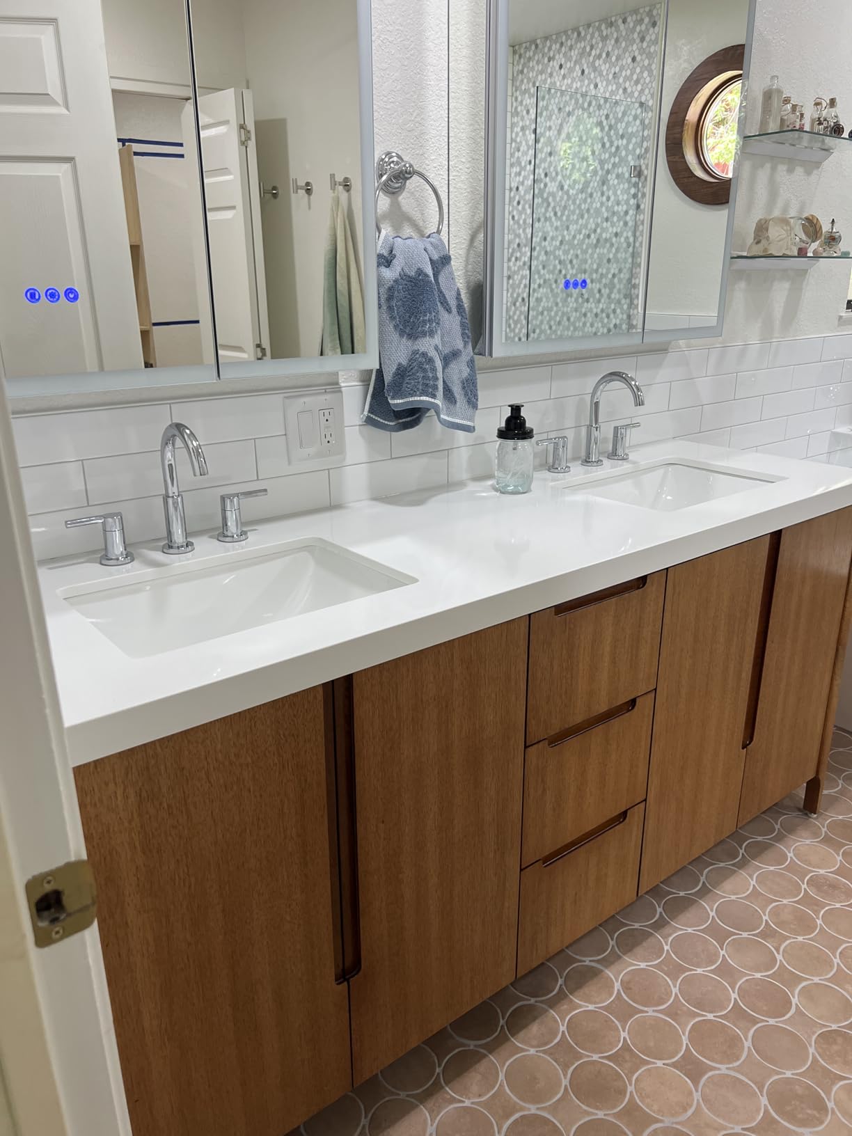 Delta Nicoli Chrome Faucet 3 Hole, 8 Inch Widespread Bathroom Sink Faucet for Vanity, Push-Pop Drain Assembly, Chrome 35749LF customer photo 1