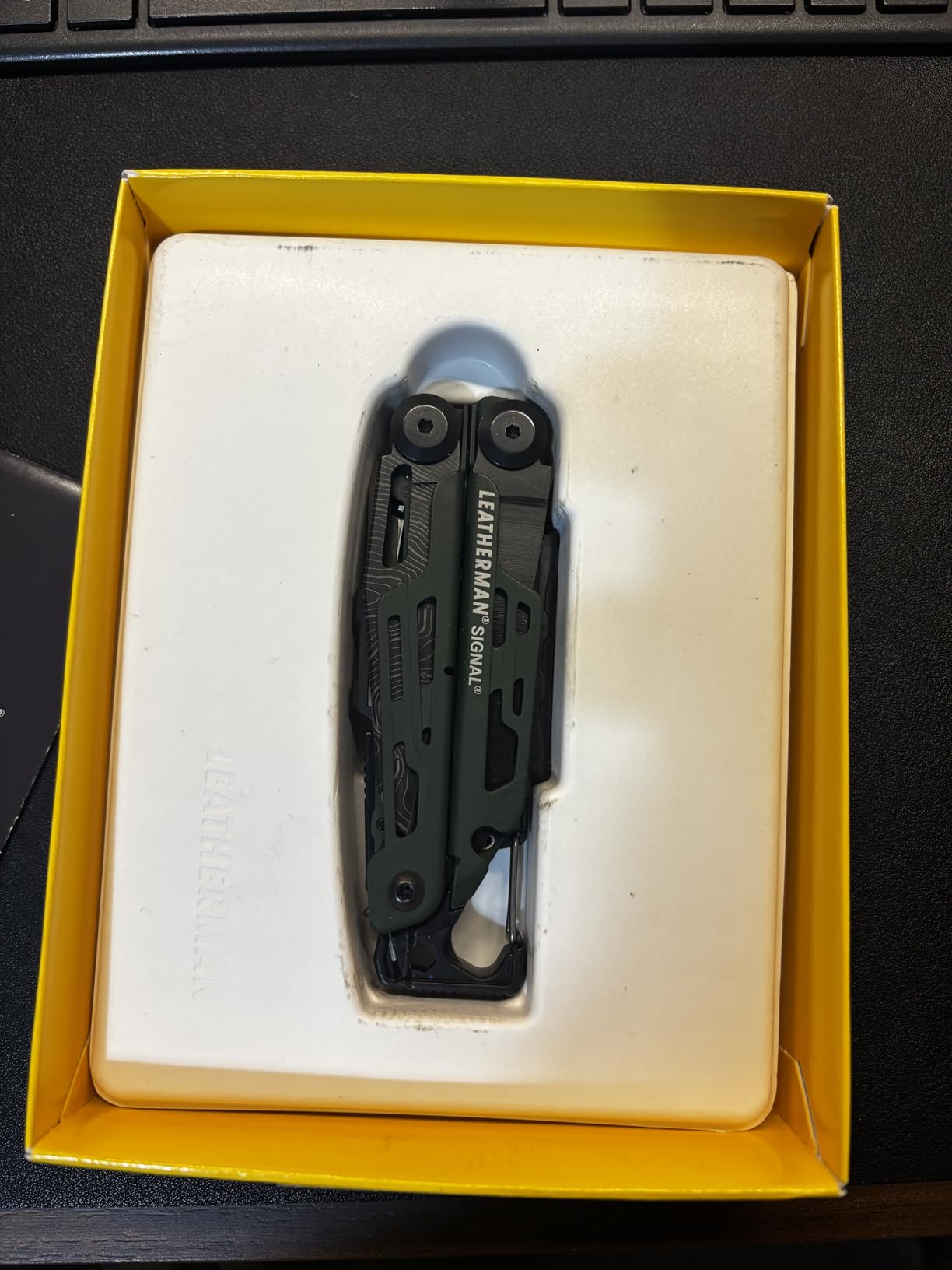 LEATHERMAN, Signal, 19-in-1 Multi-tool for Outdoors, Camping, Hiking, Fishing, Survival, Durable & Lightweight EDC, Made in the USA, Topographical Print customer photo 1
