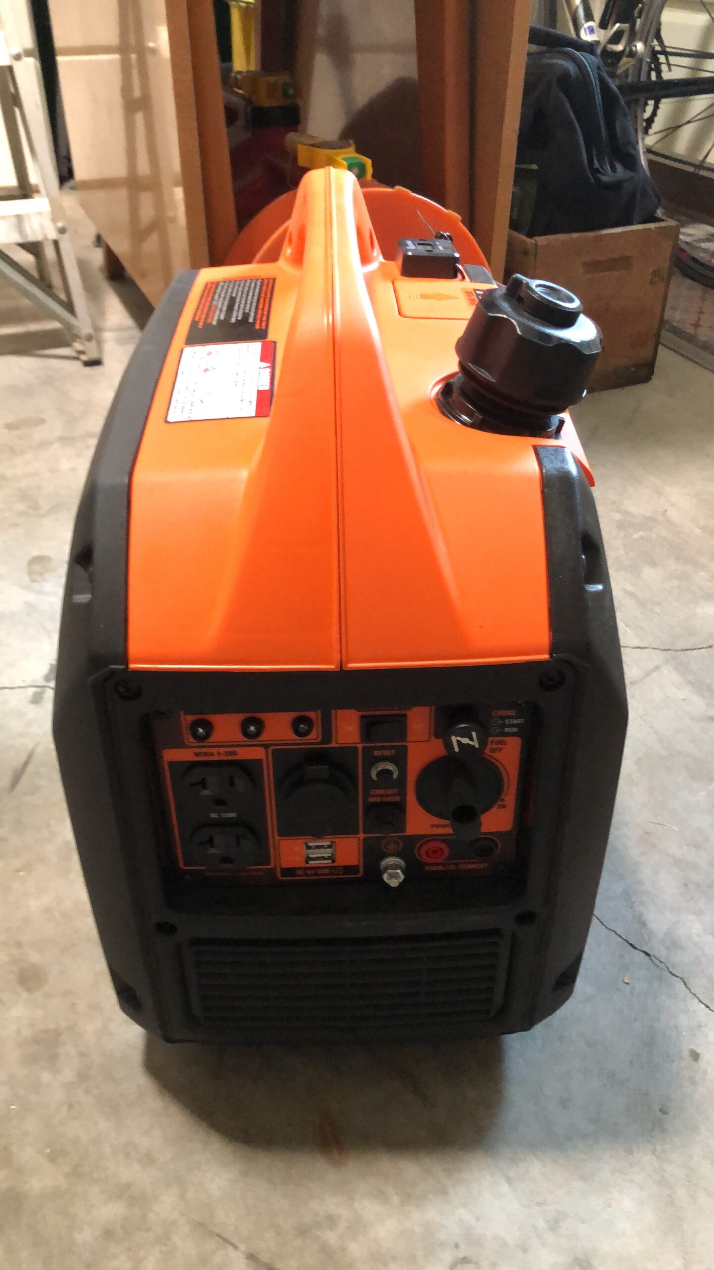 WEN Super Quiet 2350-Watt Portable Inverter Generator with Fuel Shut Off, Gasoline Power, Ultra Lightweight (56235i) customer photo 1