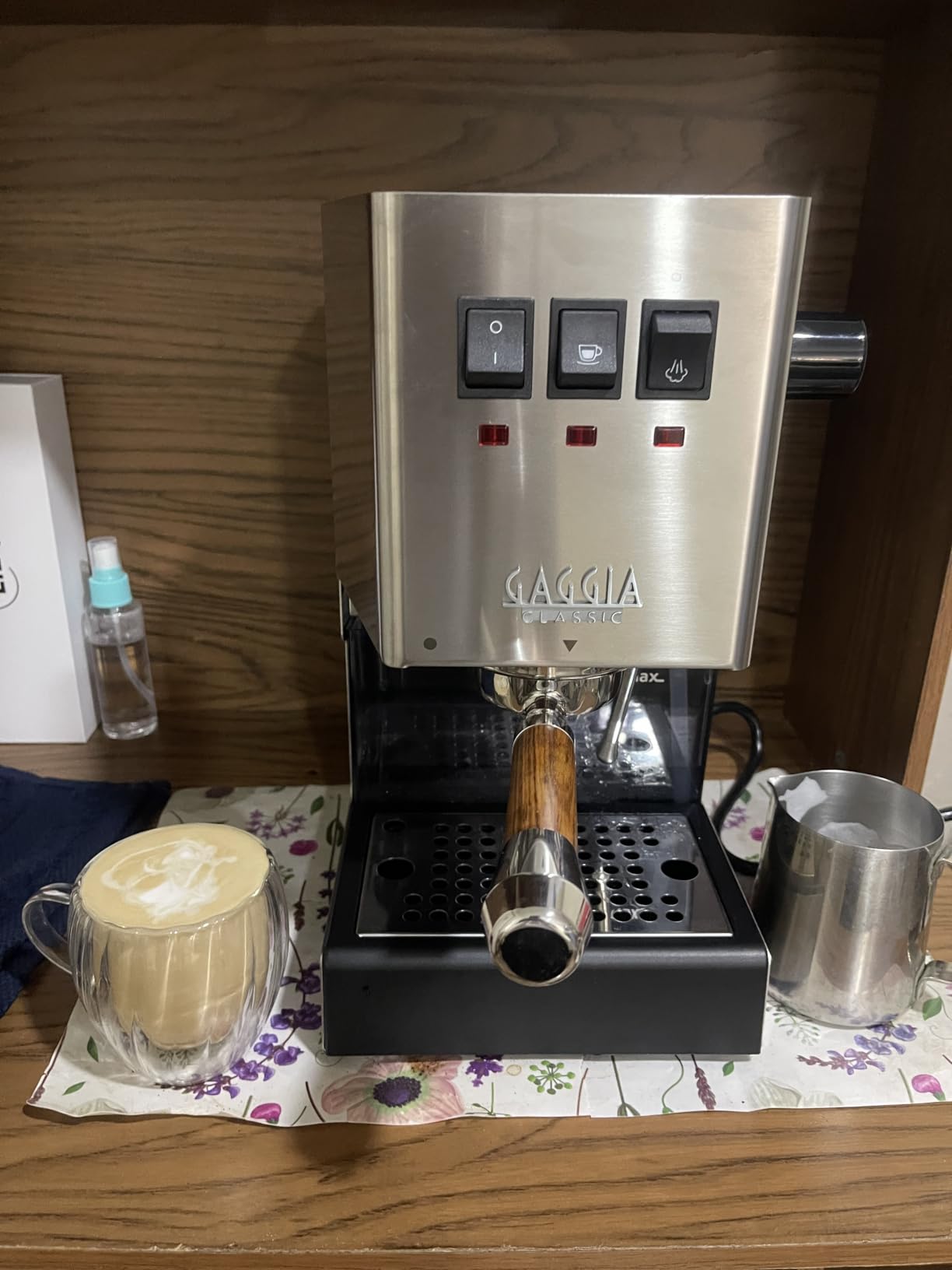 Gaggia RI9380/51 Classic Evo Pro Espresso Machine, Industrial Grey, Small customer photo 2