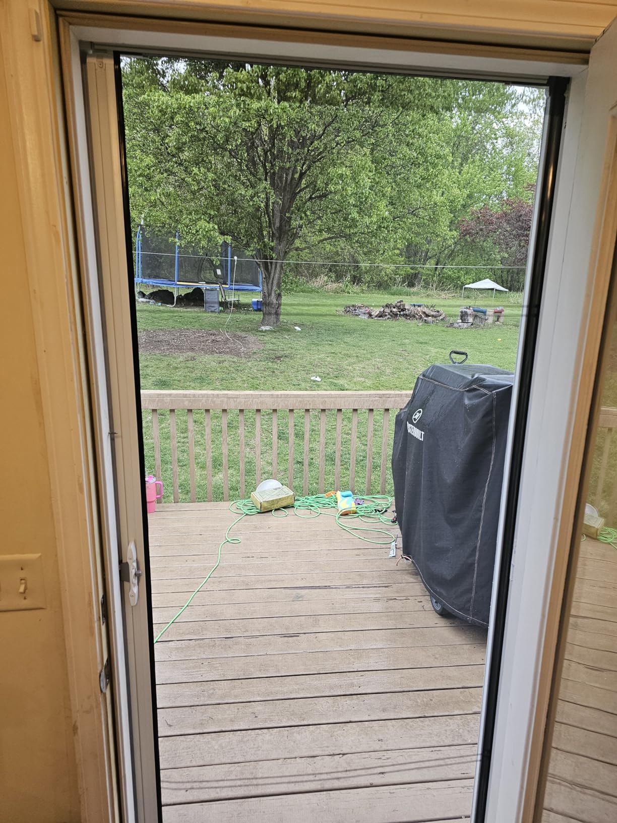 LARSON Brisa Single Brown Retractable Screen Door, Door Mesh Screen with EZ-Glide Fits 78-in to 79-in Tall x 32-in to 36-in Wide Front Doors customer photo 2
