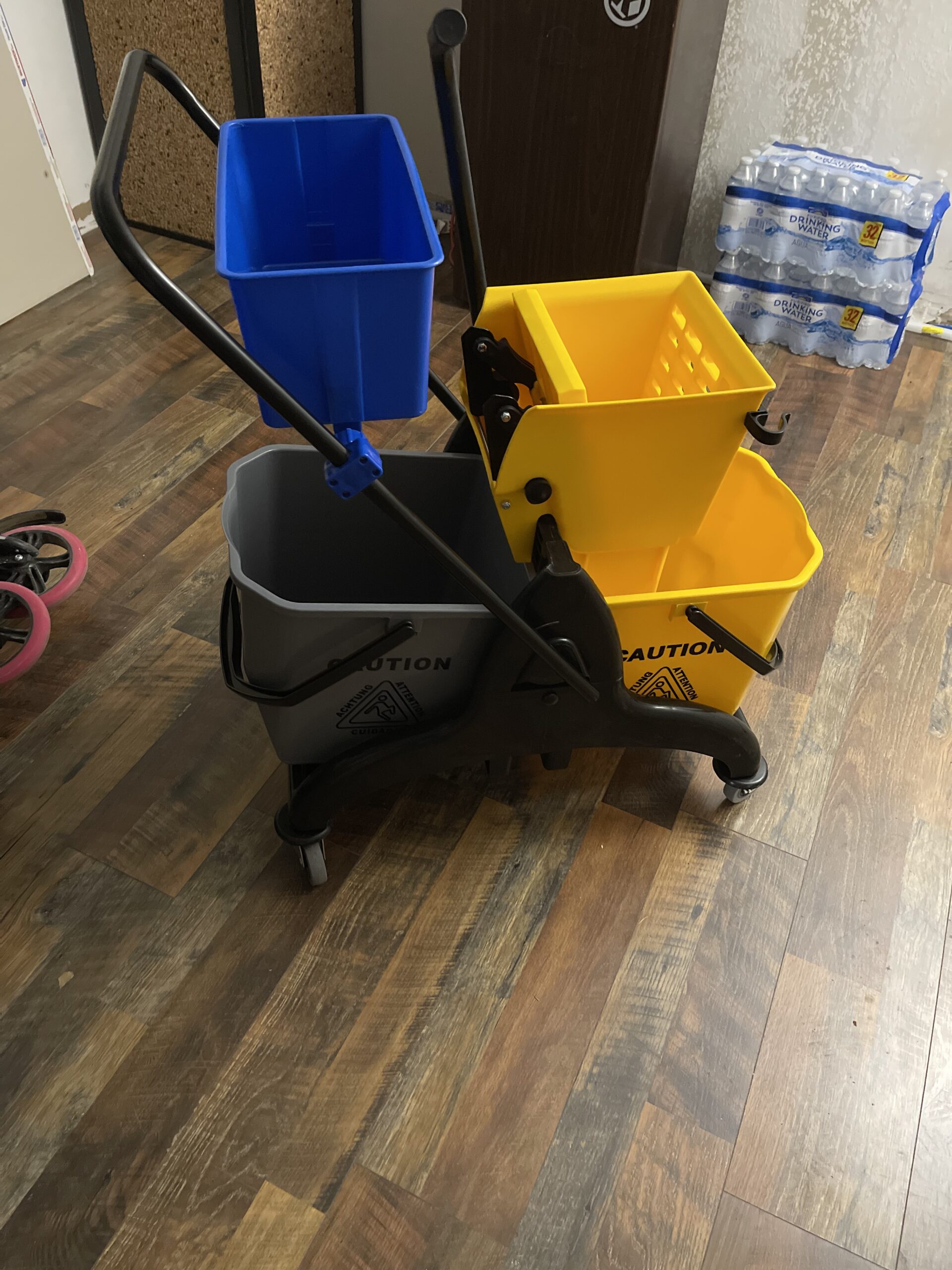 HOMCOM Mop Water Bucket Wringer Cart, Double Mop Bucket, 2 x 6.9 Gallon, Side Press Wringer customer photo 1