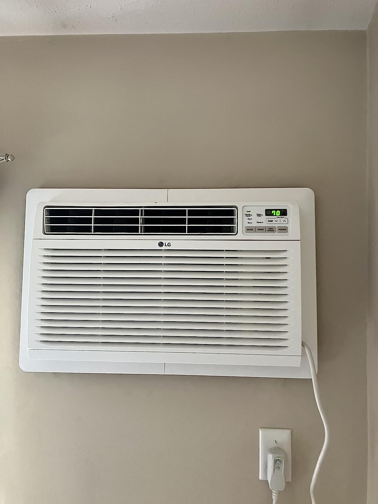 LG 14,000 BTU Through the Wall Air Conditioner, 230/208V, Cools 700 Sq.Ft. for Bedroom, Living Room, Apartment, Electronic Control with Remote, White customer photo 1