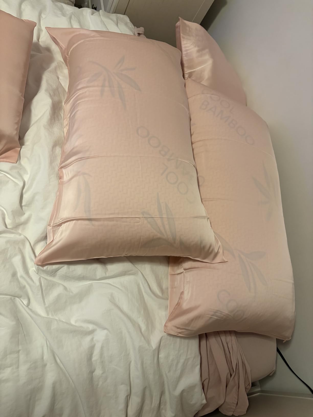 2 Pack King Size Pillows for Sleeping, Cooling Shredded Memory Foam Adjustable Bed Pillow with, Removable/Washable Cover (King 2 Pack) customer photo 2