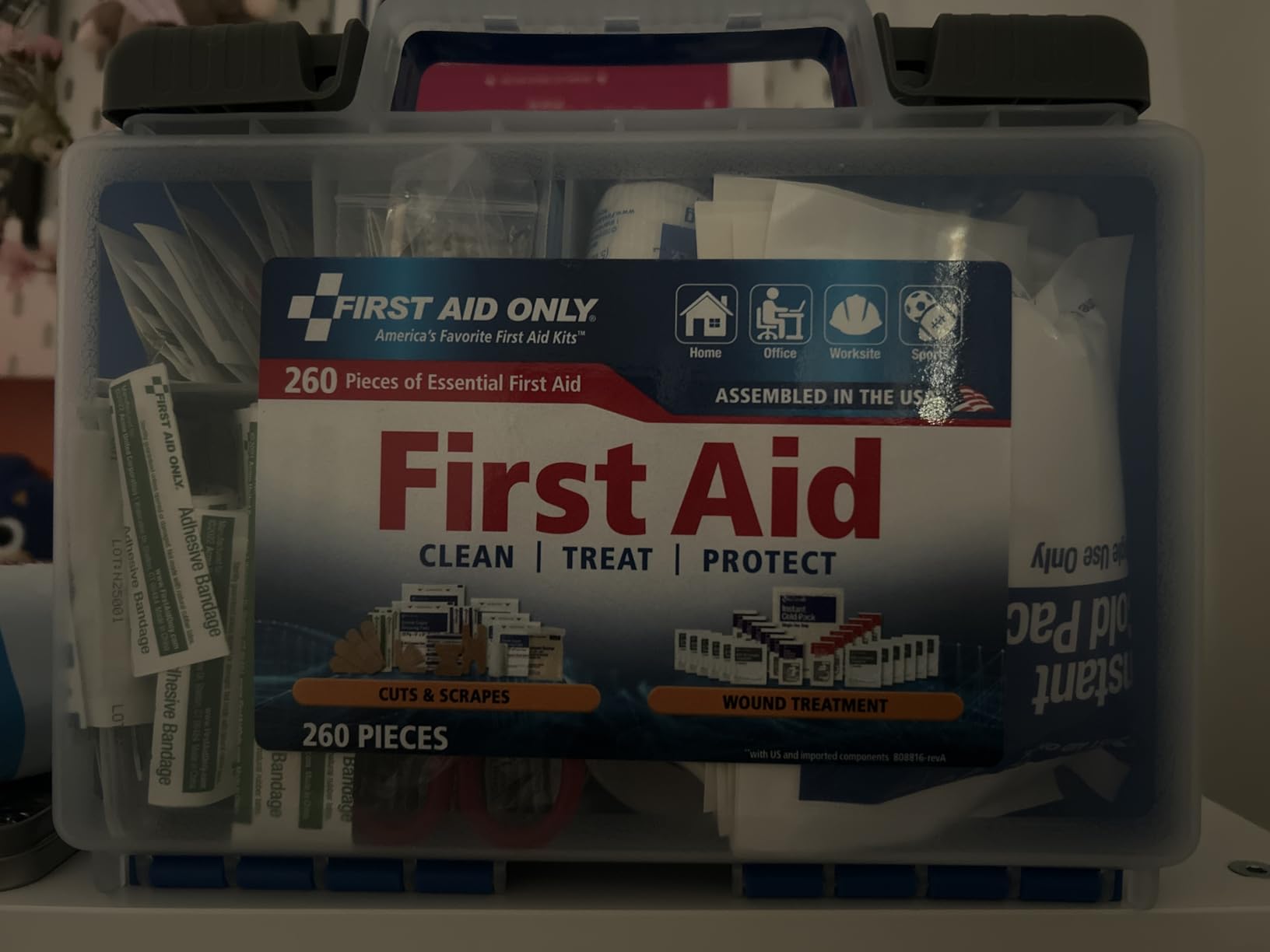 First Aid Only 91248 OSHA-Compliant First Aid Kit, All-Purpose 50-Person Emergency First Aid Kit for Business, Worksite, Home, and Car, 260 Pieces customer photo 2