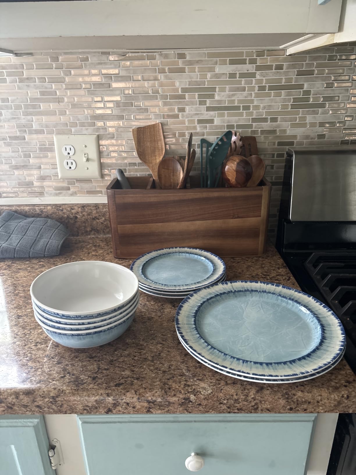 Melamine Dinnerware Set of 12 Pcs Dinner Dishes Set for Indoor and Outdoor Use, Dishwasher Safe, Lightweight Unbreakable, BPA Free, Light Blue customer photo 1