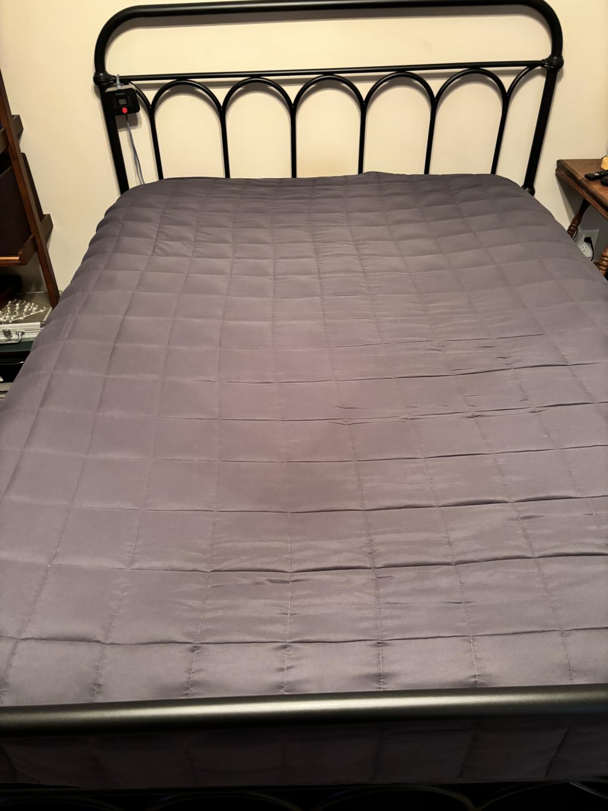 HomeSmart Weighted Blanket King Size 50lbs, The Heaviest Weighted Blanket, Fits Standard and California King Beds, Grey, 88x104 customer photo 1