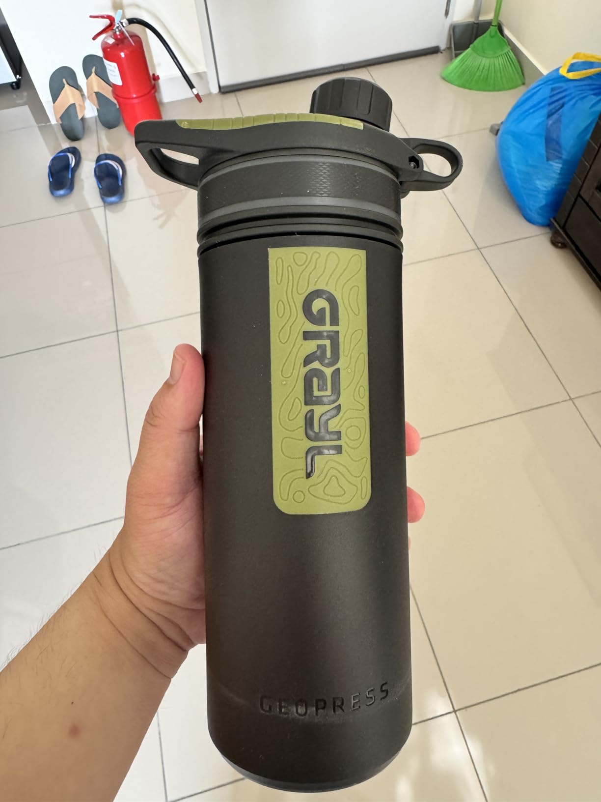 GRAYL GeoPress 24 oz Water Purifier Bottle - Filter for Hiking, Camping, Survival, Travel (Oasis Green) customer photo 2
