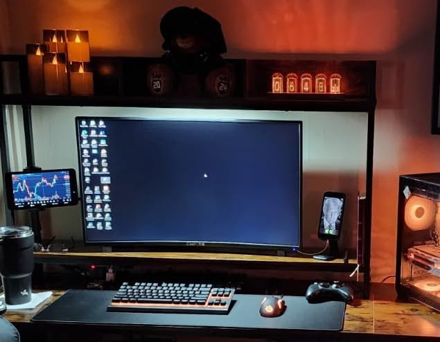 SteelSeries Apex 3 TKL RGB Gaming Keyboard - Tenkeyless Compact Form Factor - 8-Zone RGB Illumination - IP32 Water & Dust Resistant - Whisper Quiet Gaming Switch - Gaming Grade Anti-Ghosting, Black customer photo 1