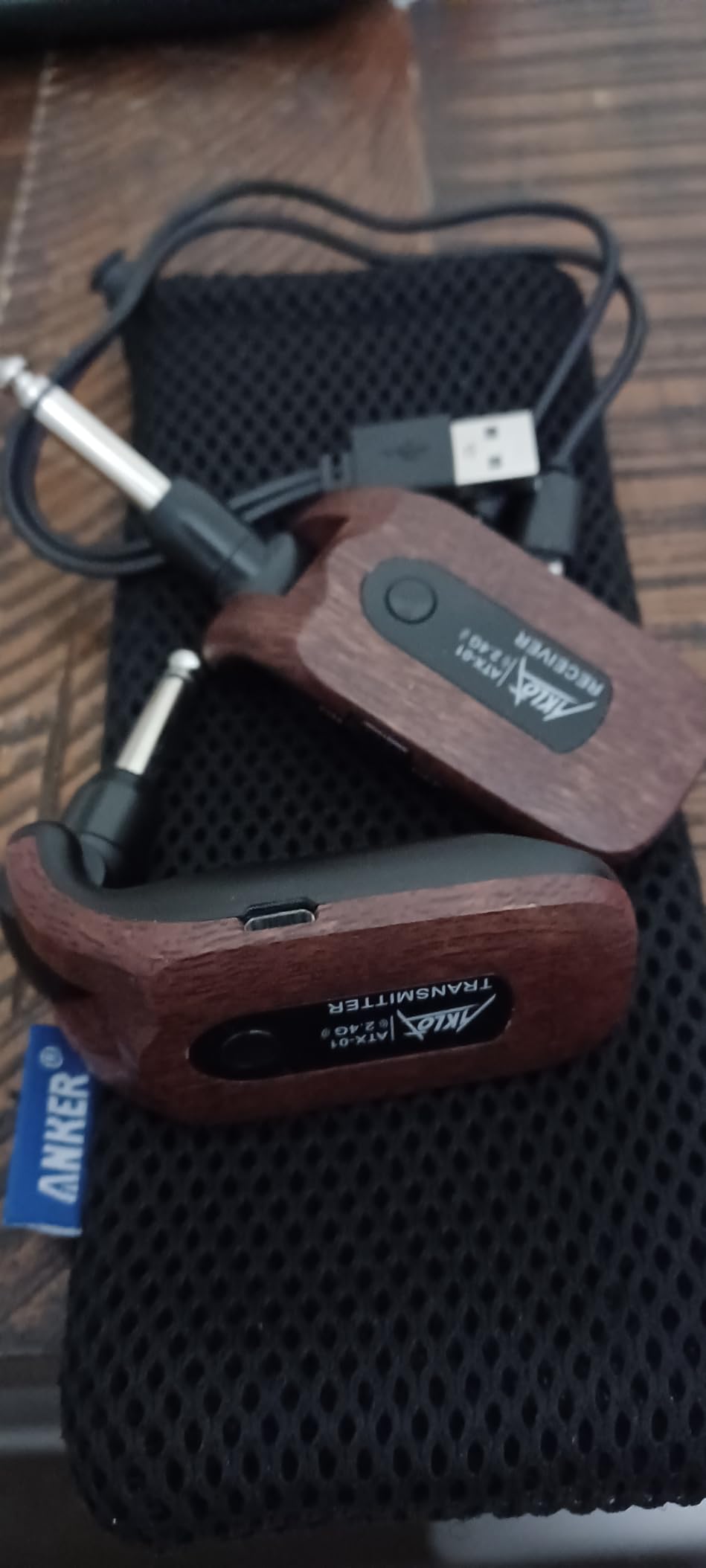AKLOT Wireless Guitar System Transmitter Receiver Set 2.4GHz Built-in Rechargeable Lithium Battery Digital for Electric Guitar Bass customer photo 2