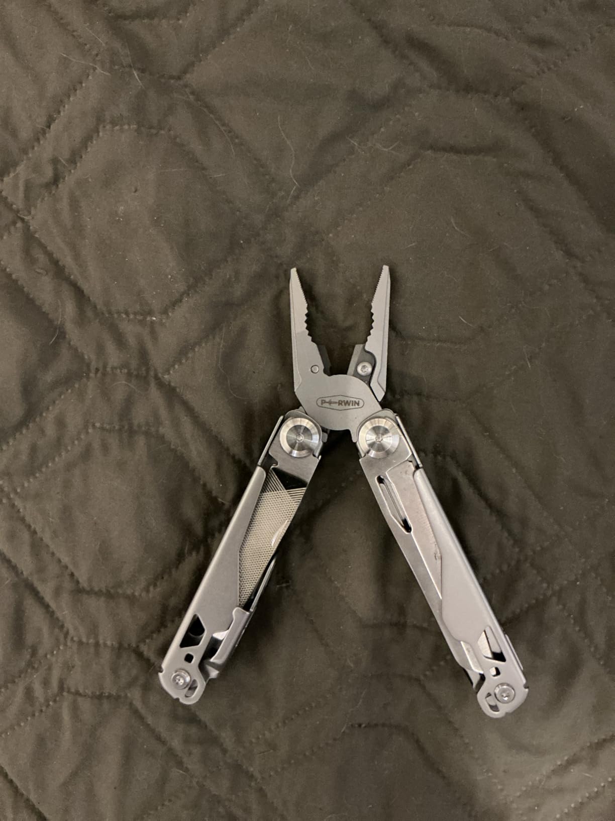 PERWIN Multitool, 17-in-1 Stainless Steel Multi Tool Pliers with Self-Locking, Pocket Knife, Nylon Sheath, Professional (EDC) Multi-Tool for Survival, Camping and Hunting, Hiking, Gifts for Men customer photo 2