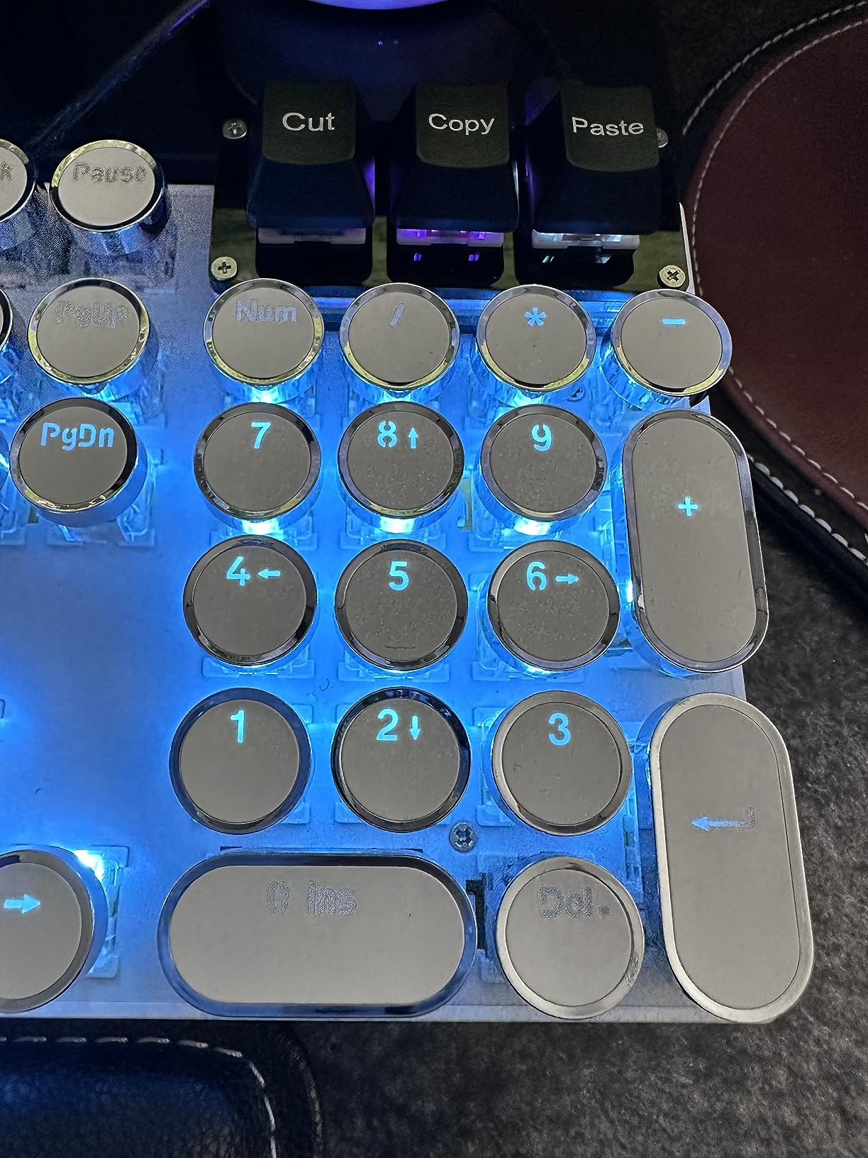 BTXETUEL Mini 3-Key Cut Copy Paste Keyboard - RGB Macro Pad Gaming Mechanical Keyboard with Ctrl X C V Shortcut, Programmable for Working and Gaming customer photo 2