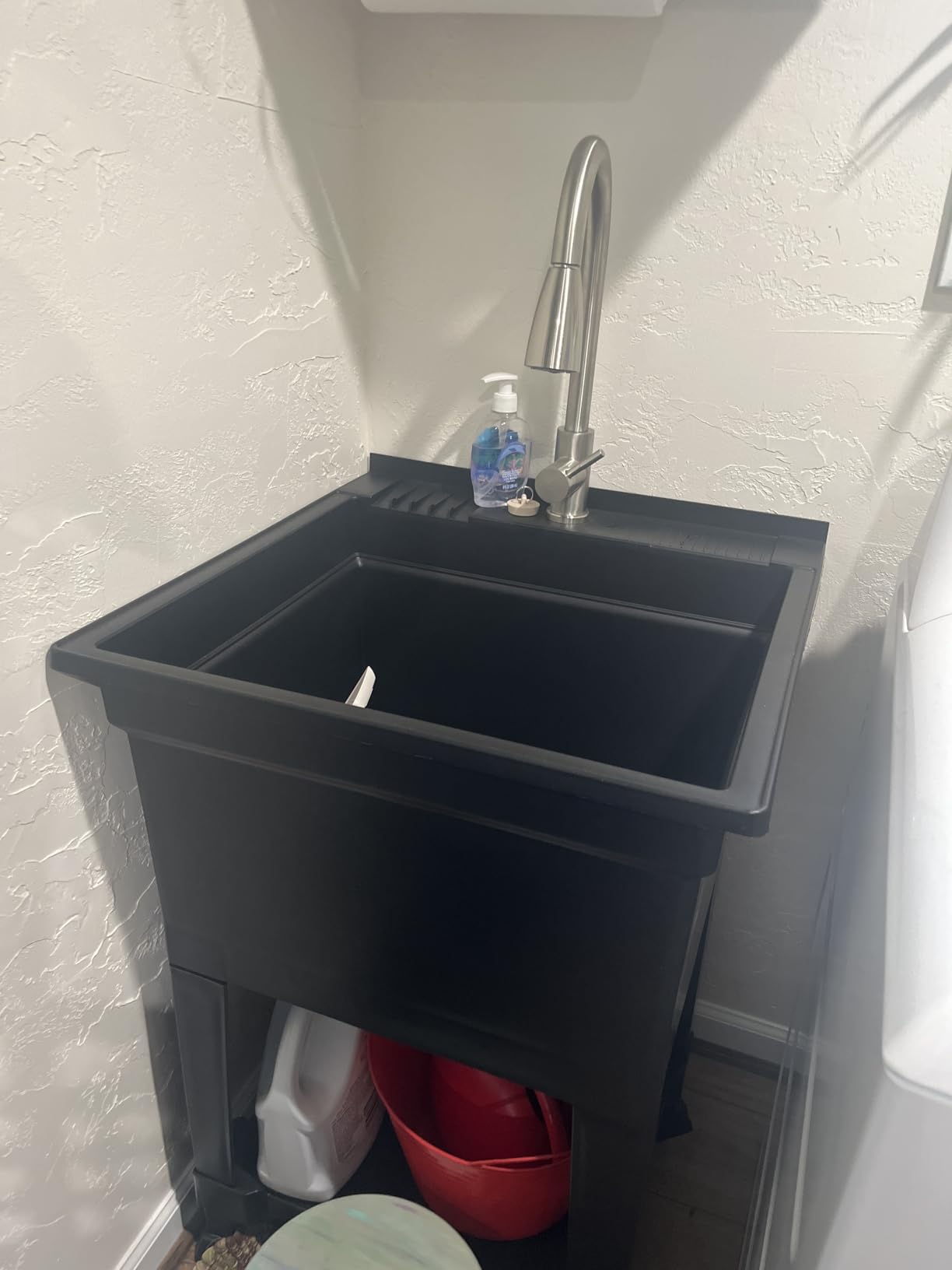 UTILITYSINKS Utility Sink Black - Quick Connect Drain - 24 x 24 in | Resin Construction, Freestanding Design, 37 in Height, Pull Out Faucet, Adjustable Leveling Feet, Bottom Storage Tray customer photo 1