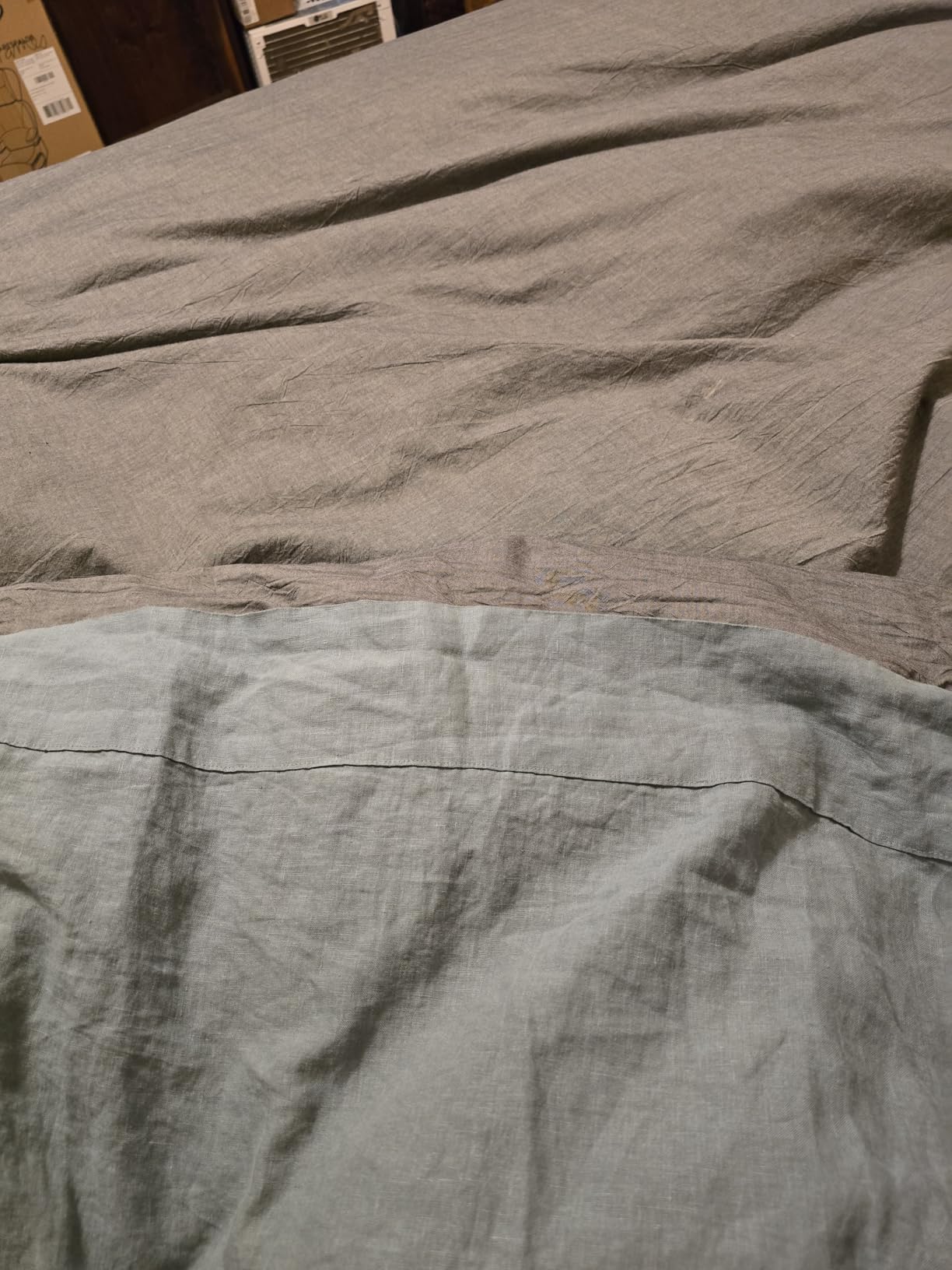 EVERLY Linen Queen Sheets Set, 100% Stonewashed French Linen Bed Sheets, Deep Pocket, 4 Pieces, Natural Flax Bedding Set, Mossy Green customer photo 1