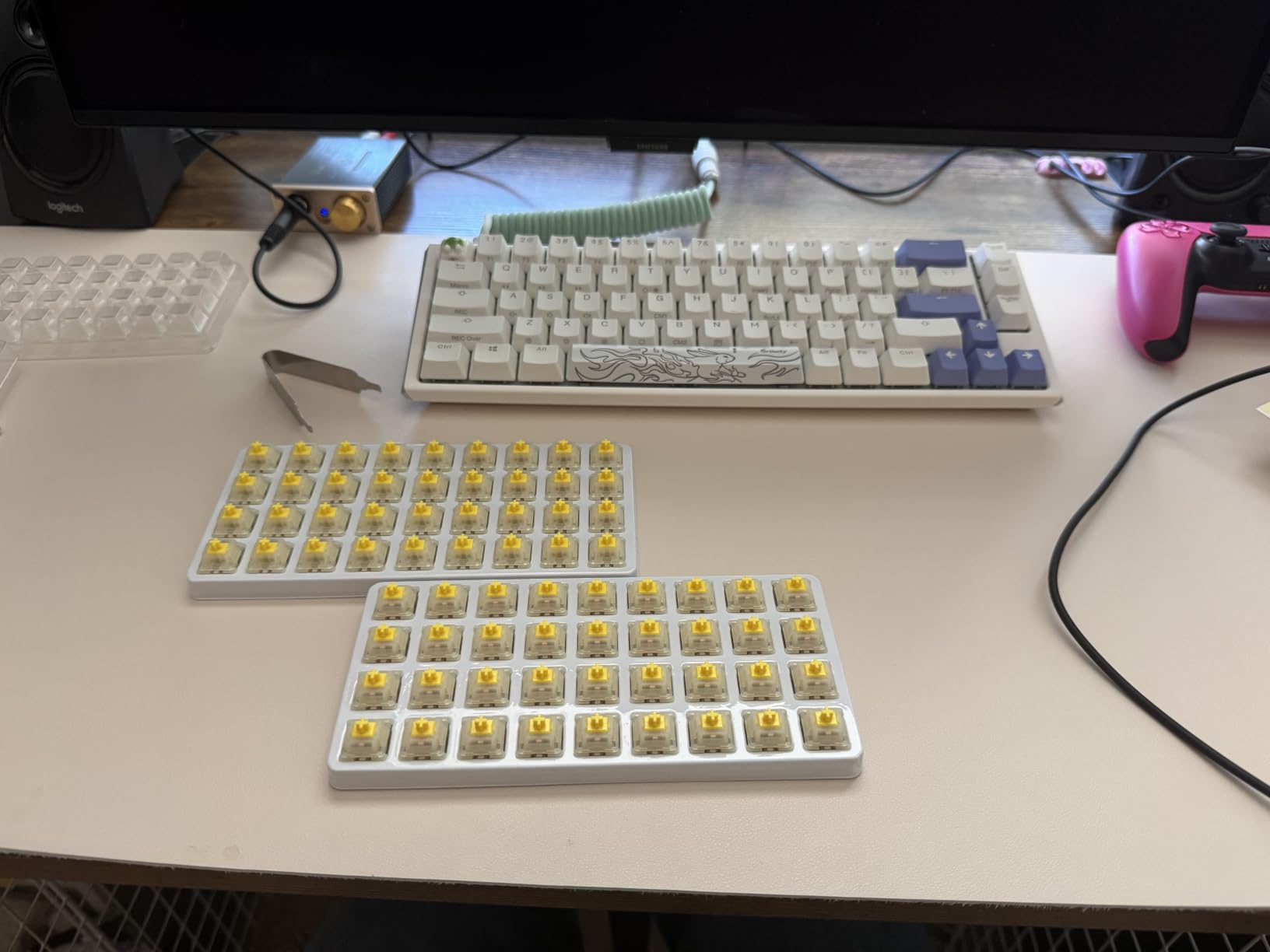 Gateron Milky Yellow Pro V2 Pre-lubed 5-Pin 50gf Linear Switches for All MX Mechanical Keyboard Game Keyboard (Milky Yellow Pro V2, 72PCS) customer photo 2