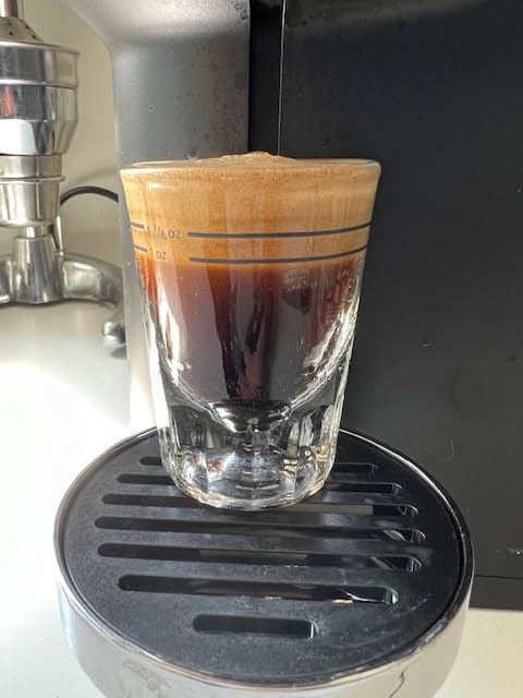 Nespresso Vertuo Lattissima Coffee & Espresso Maker by De'Longhi, Matte White and Glossy customer photo 1