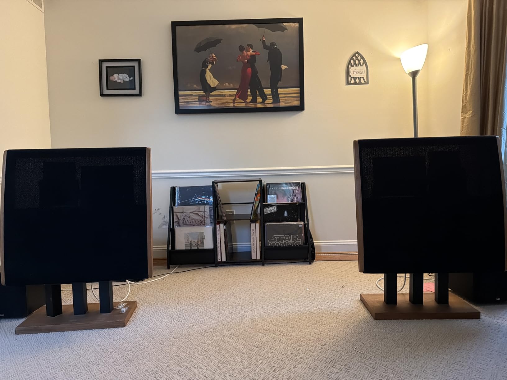 Tewinko Record Player Stand with Vinyl Storage, Record Player Table with Vinyl Record Storage Up to 280 Albums, Turntable Stand with Record Holder Display Shelf customer photo 1