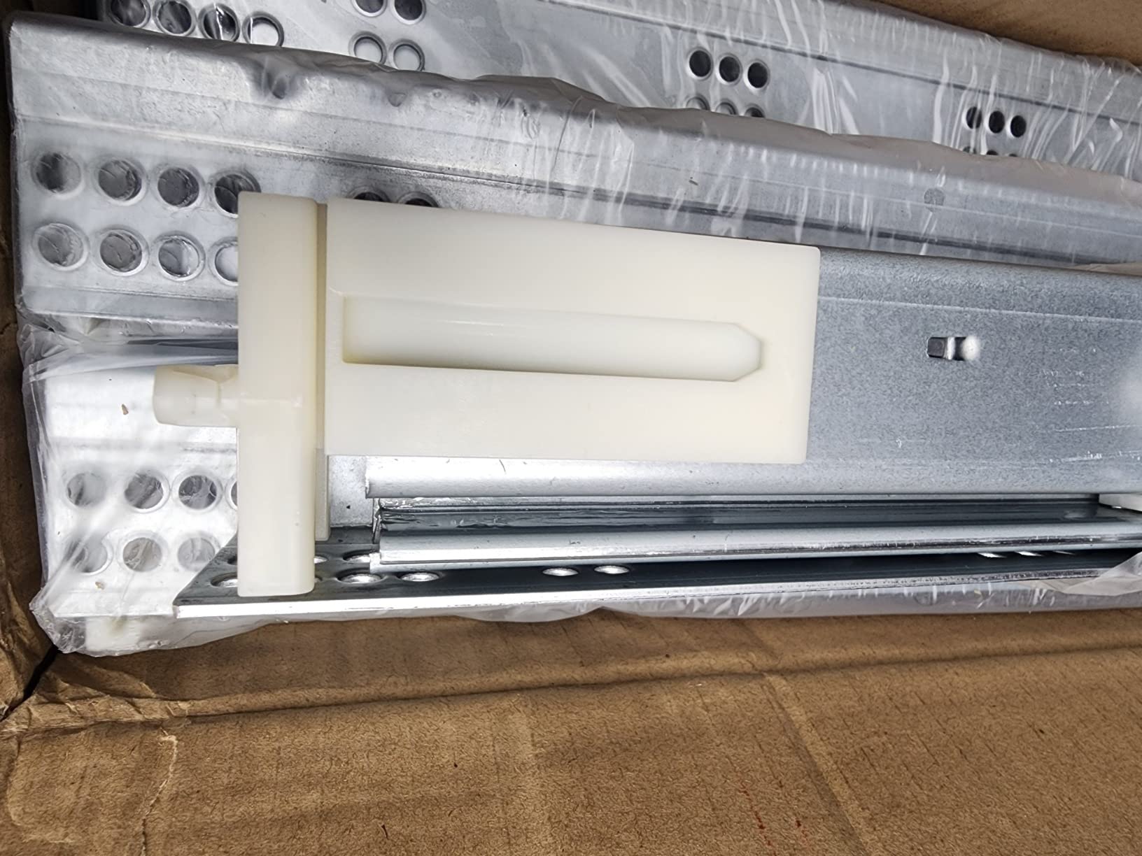 Undermount Soft Close Drawer Slides 21inch,6 Pairs Full Extension Drawer Rails Glides Runners with Locking Device and Rear Mounting Brackets customer photo 2