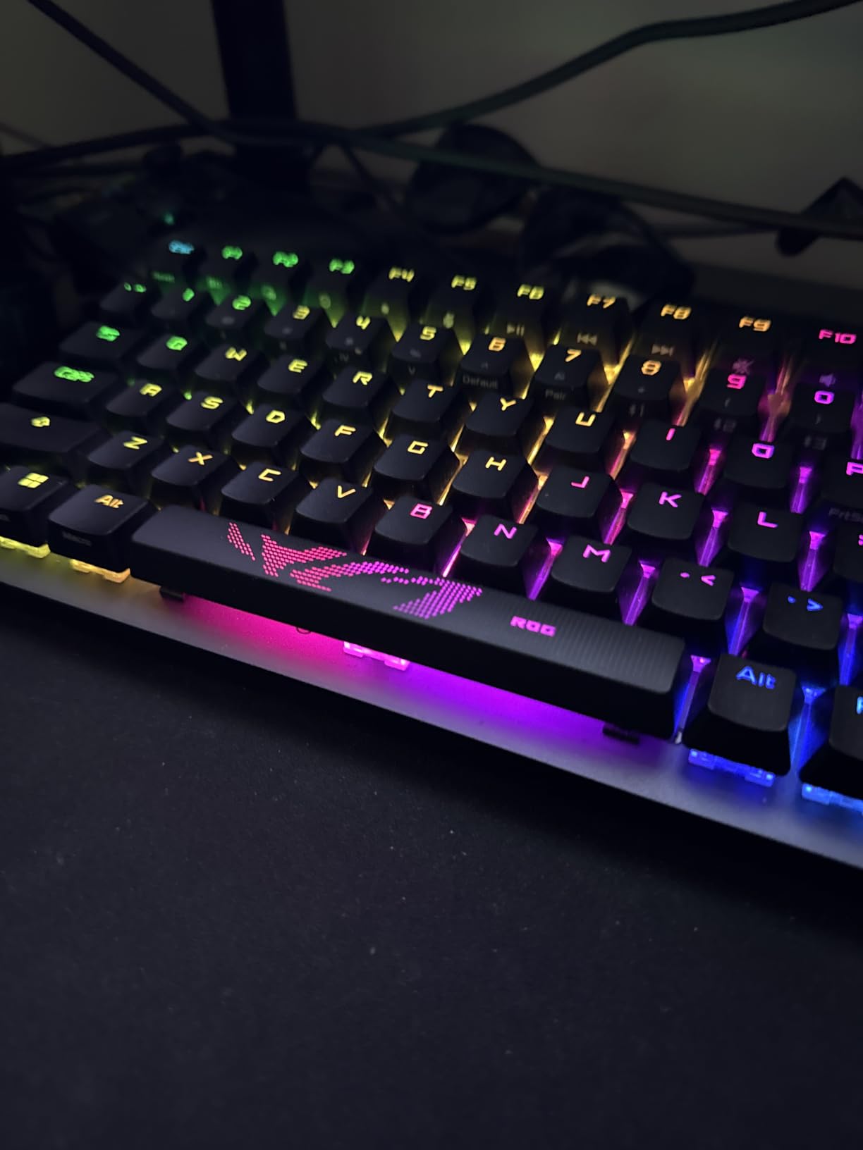 ASUS ROG Strix Scope II 96 Wireless Mechanical Gaming Keyboard - 96% Full-Size, Tri-Mode Connectivity, Hot Swappable Pre-lubed ROG NX Snow Linear Switches, PBT Keycaps, RGB, PC/Mac Support-Black customer photo 1