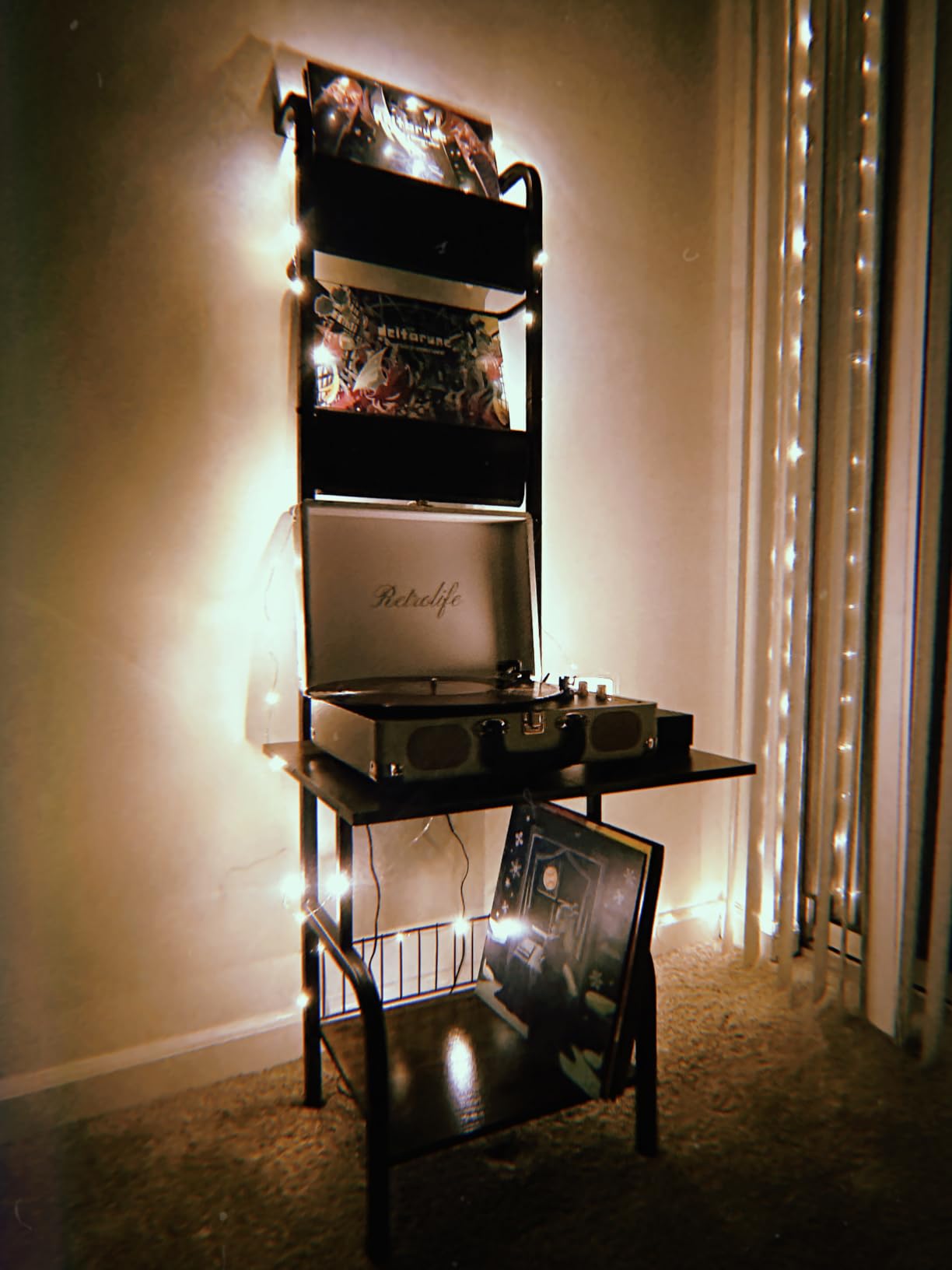 Tewinko Record Player Stand with Vinyl Storage, Record Player Table with Vinyl Record Storage up to 200 Albums, Turntable Stand with Record Holder Display Shelf customer photo 2