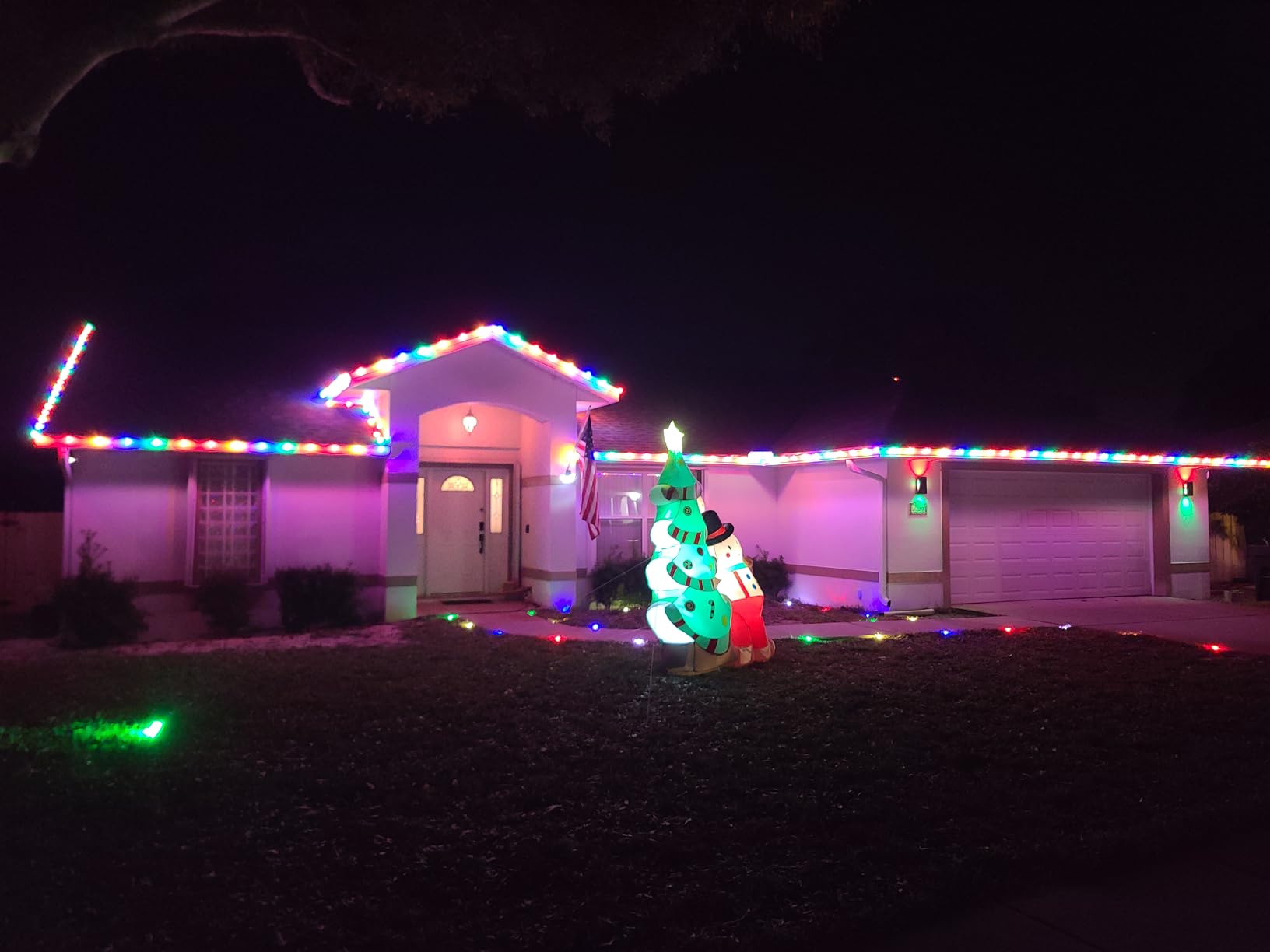 100Ft Christmas Lights Outdoor, with 100 LED Matte Bulbs Multicolor | Vintage C9 String Lights, Waterproof Connectable, Commercial Heavy Duty Christmas Tree Lights for House Roofline Yard Decor customer photo 2