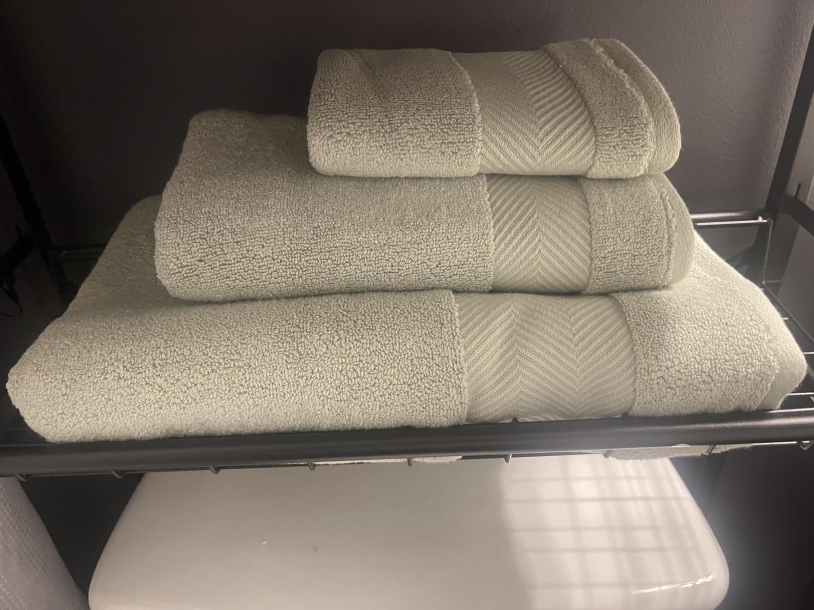 Ultra Soft & Plush Viscose from Bamboo Bath Towels - 700 GSM Luxury Bath Towels - 6 Piece Set - Super Absorbent & Quick Drying (Eucalyptus Green) customer photo 1