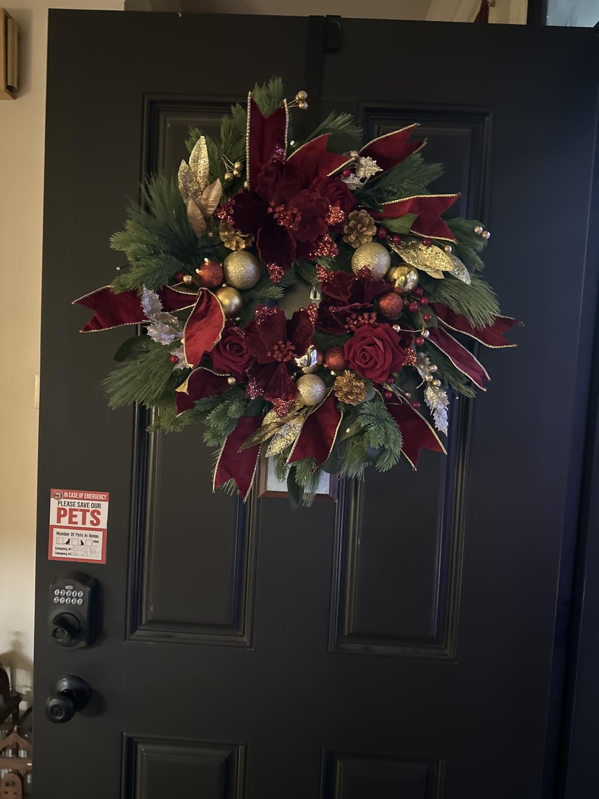 Christmas Wreaths for Front Door, Soomeir 24 Inch Outdoor Christmas Wreath with Lights, Large Prelit Wreath for Holiday Winter Window Outdoor Indoor Xmas customer photo 1