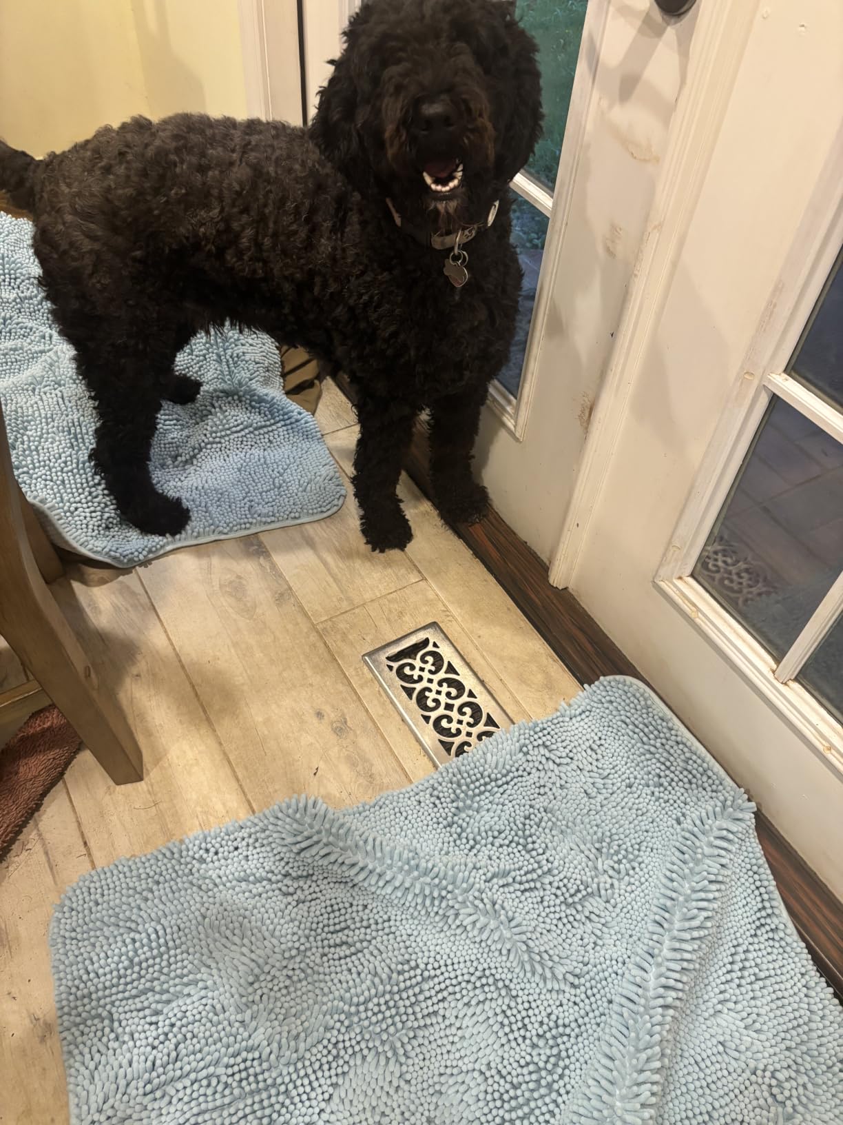 OLANLY Bathroom Rugs 30x20, Extra Soft Absorbent Chenille Bath Rugs, Grey, Quick-Drying Rubber Backing, Machine Washable Bath Mat customer photo 1