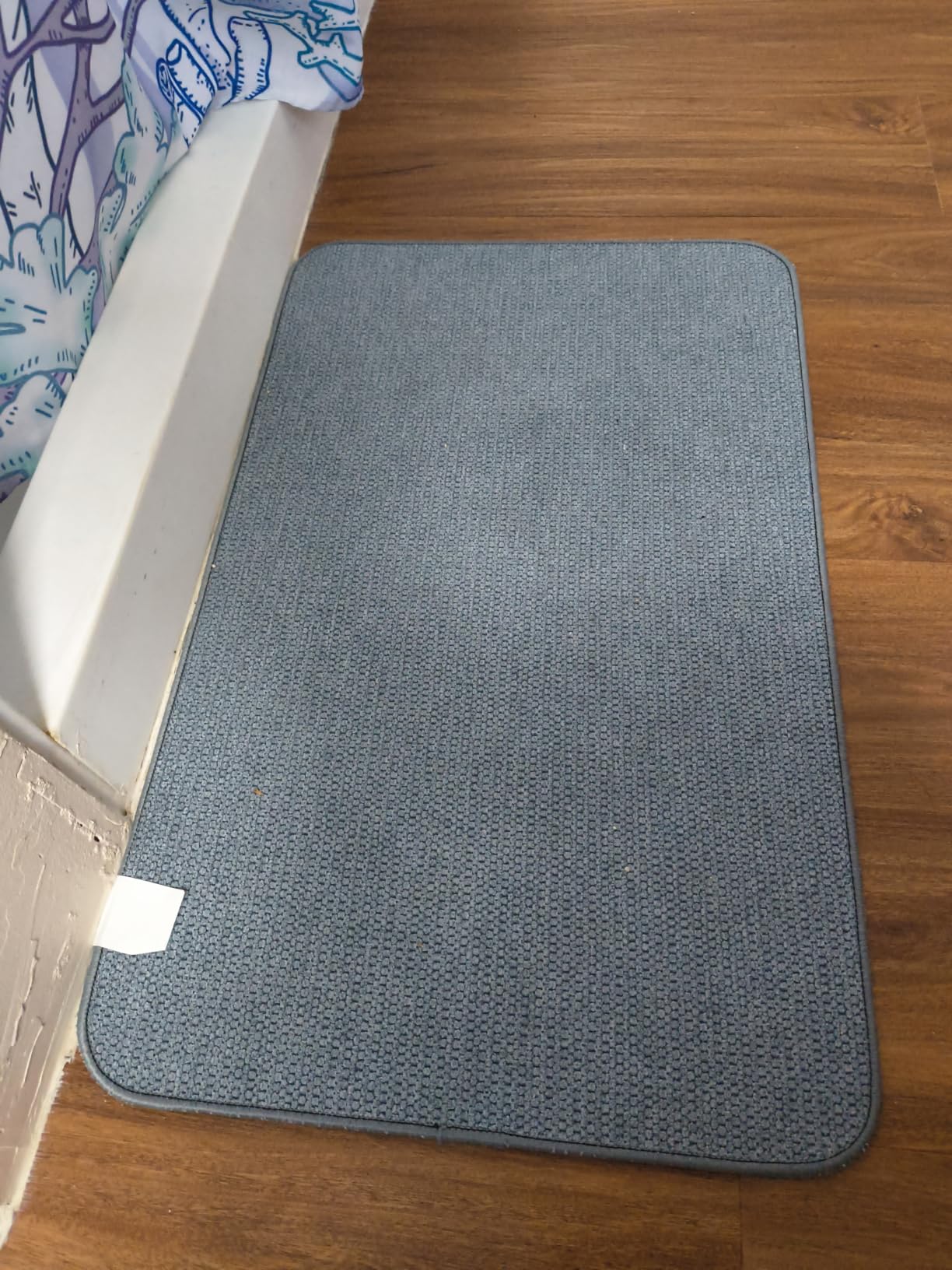 Bath Mat, Ultra Thin Bathroom Rugs, Rubber Bath Mats for Bathroom, No Slip Bath Rugs, Quick Dry, Machine Washable, Low Pile, Absorbent, Grey, 17x27 Inch customer photo 1