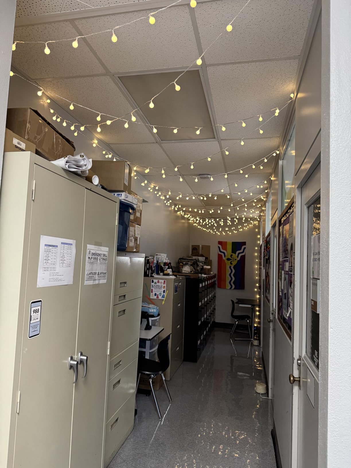 JMEXSUSS 100 LED Globe String Lights Indoor Bedroom, 33ft Classroom Lights | Connectable Warm White Christmas Lights Plug in with Remote, 8 Modes Hanging Fairy Lights Outdoor for Room Party Spring Home customer photo 2