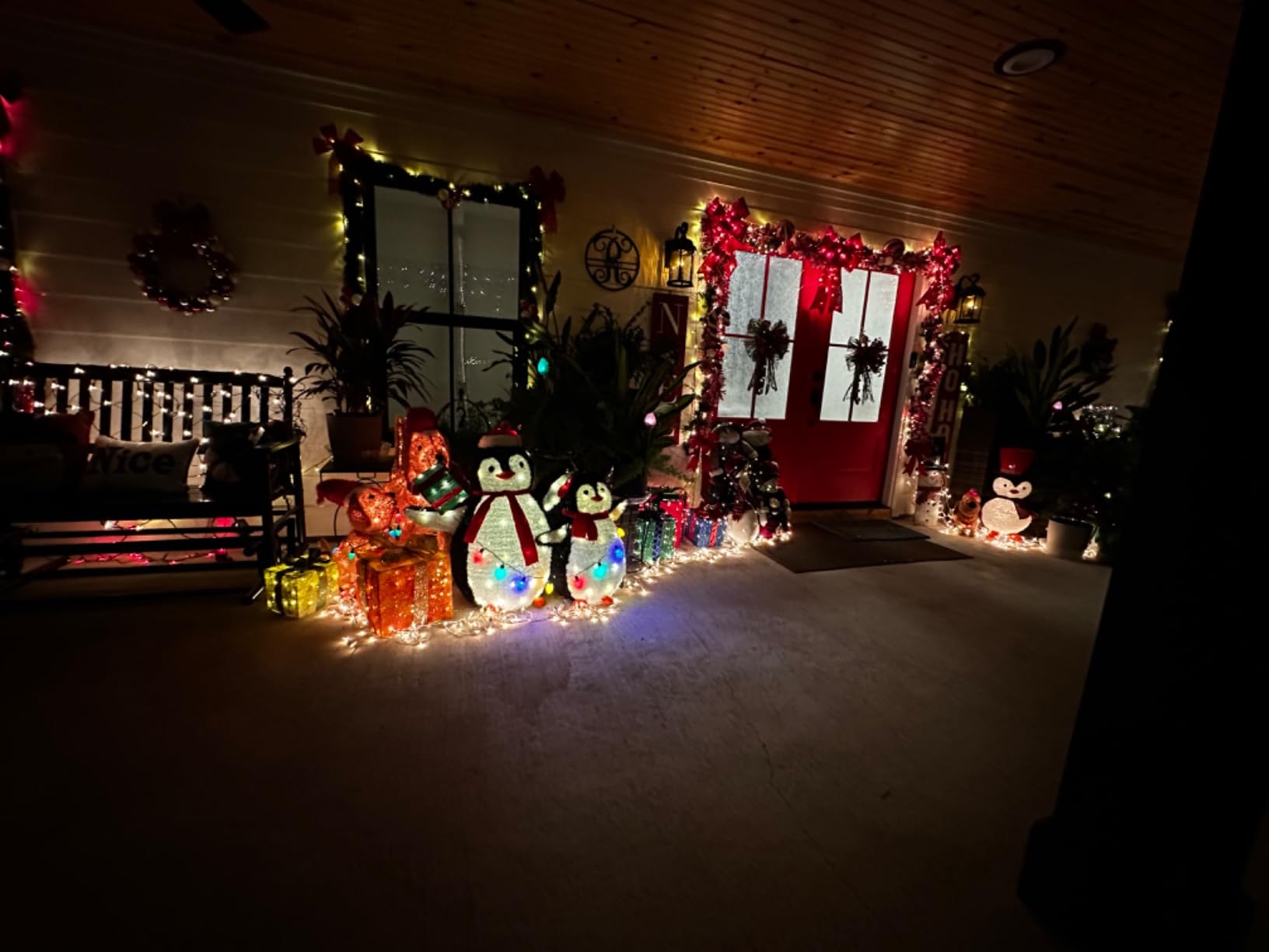 Best Choice Products 2-Piece Lighted Penguin Family, 3ft Pop-Up Outdoor Christmas Holiday Decoration w/ 150 LED Lights, Multicolored Lights customer photo 1