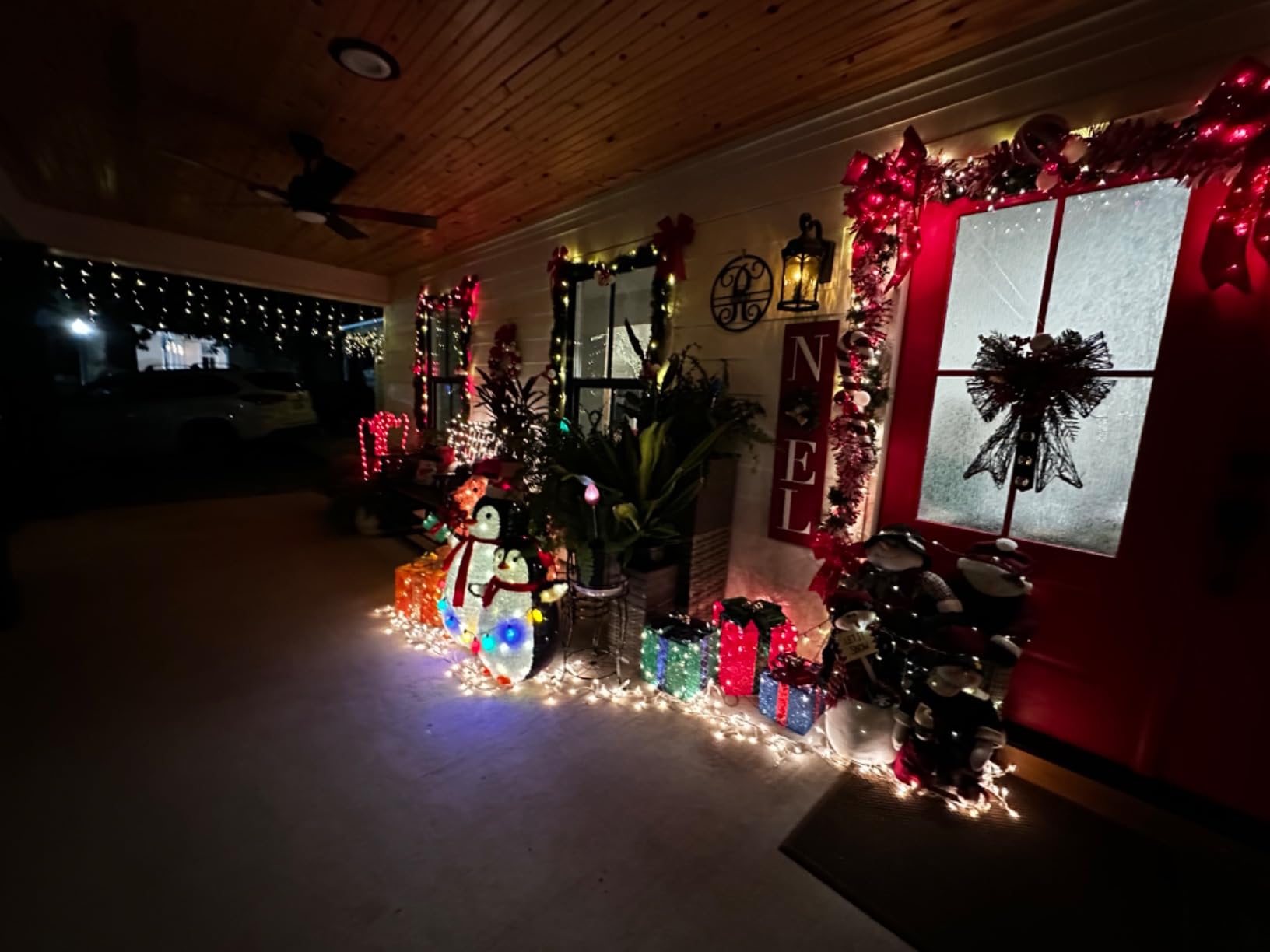 Best Choice Products 2-Piece Lighted Penguin Family, 3ft Pop-Up Outdoor Christmas Holiday Decoration w/ 150 LED Lights, Multicolored Lights customer photo 2