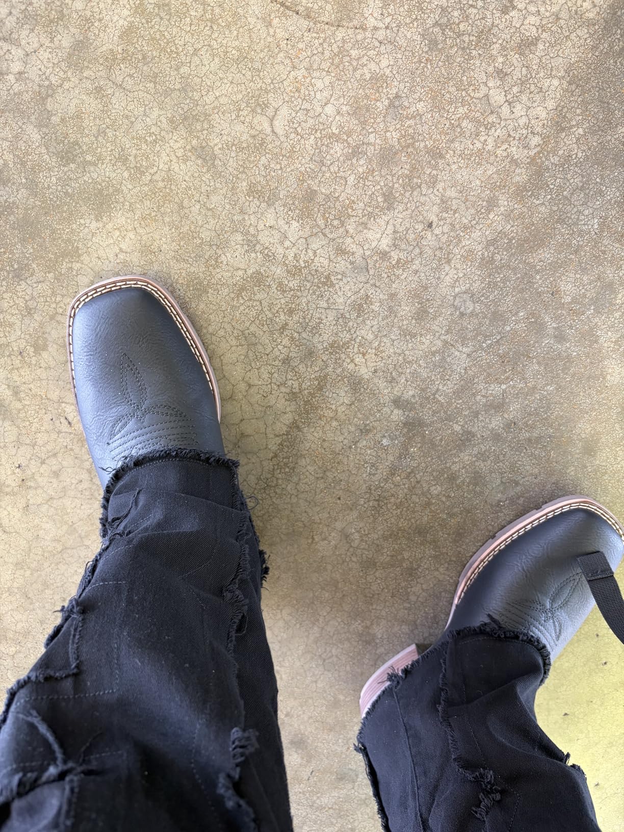 Lumeheel Cowboy Boots for Men - Western Men's Boots with Classic Embroidered, Slip on Square Toe Boots customer photo 2