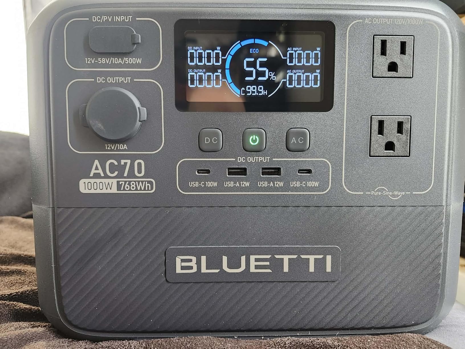 BLUETTI AC70 Portable Power Station, 768Wh Solar Generator w/ 2 1000W AC Outlets (Power Lifting 2000W), 100W Type-C, LiFePO4 Battery Backup for Road Trip, Off-Grid, Power Outage customer photo 1