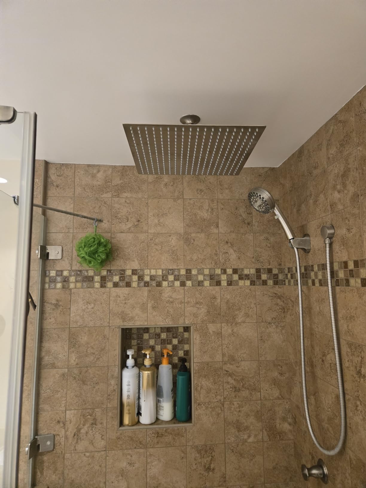 16 inch Matte Black Large Rain Shower Head - All Metal 304 Stainless Steel, Full Body Rainfall Shower with 324 Silicone Nozzles - Waterfall Bathroom Square Showerheads, Ceiling Mounted customer photo 2