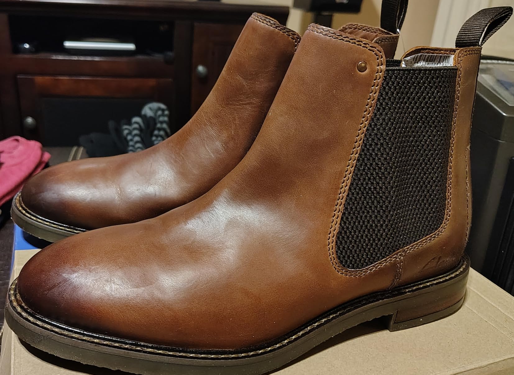 Clarks Men's Jaxen Easy Chelsea Boots customer photo 1