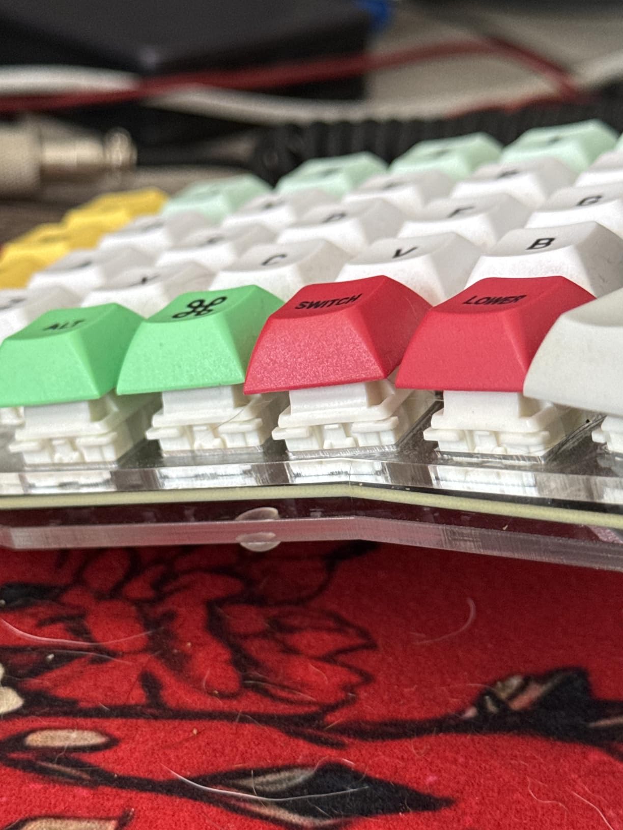 GATERON Smoothie Keyboard Switches, Linear RGB LED 5 Pin White 22mm Dual-Stage Spring Factory Pre-lubed 40gf Full POM Key Switches for MX Mechanical Keyboard(35PCS) customer photo 1