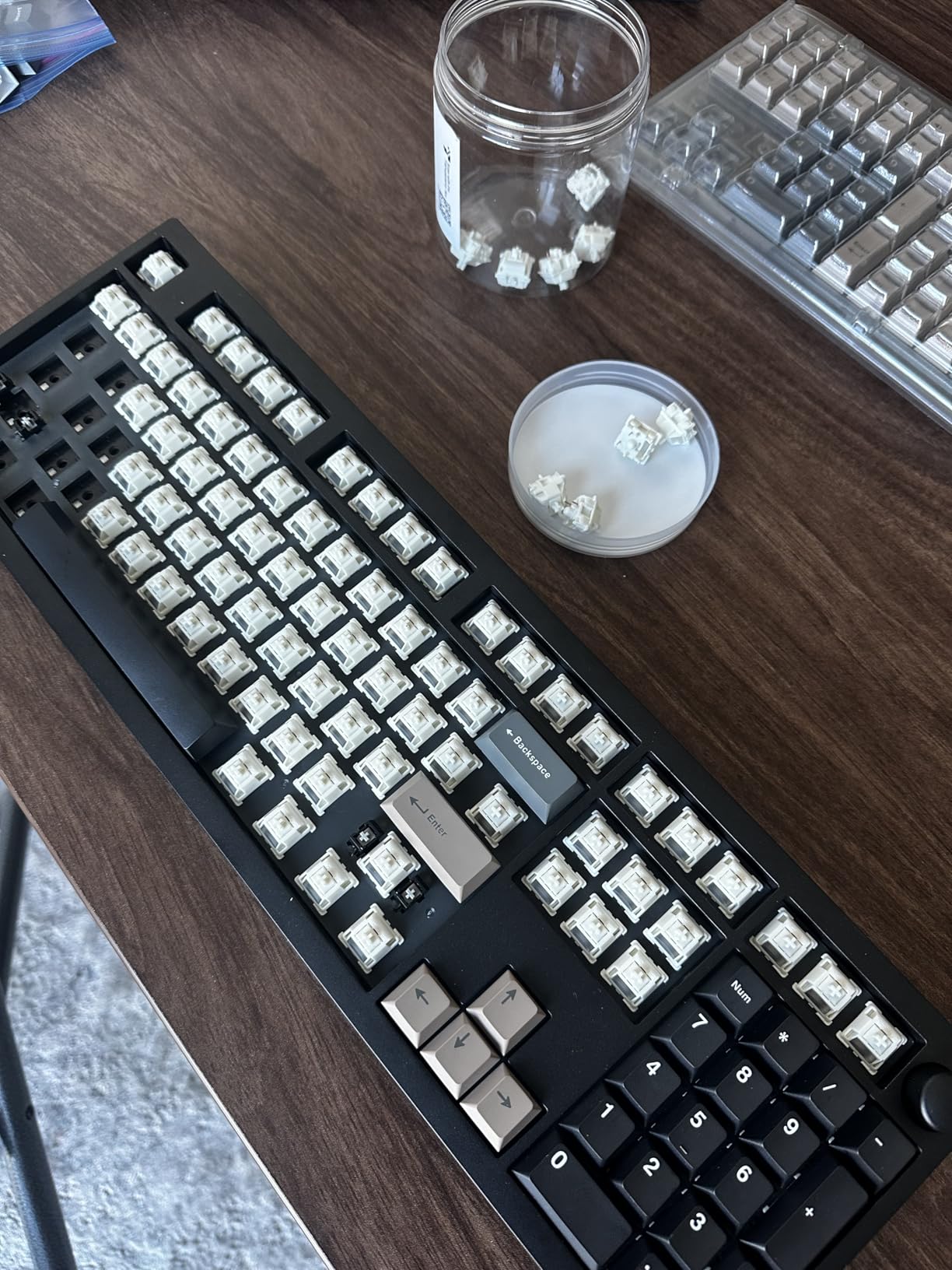 GATERON Smoothie Keyboard Switches, Linear RGB LED 5 Pin White 22mm Dual-Stage Spring Factory Pre-lubed 40gf Full POM Key Switches for MX Mechanical Keyboard(35PCS) customer photo 2