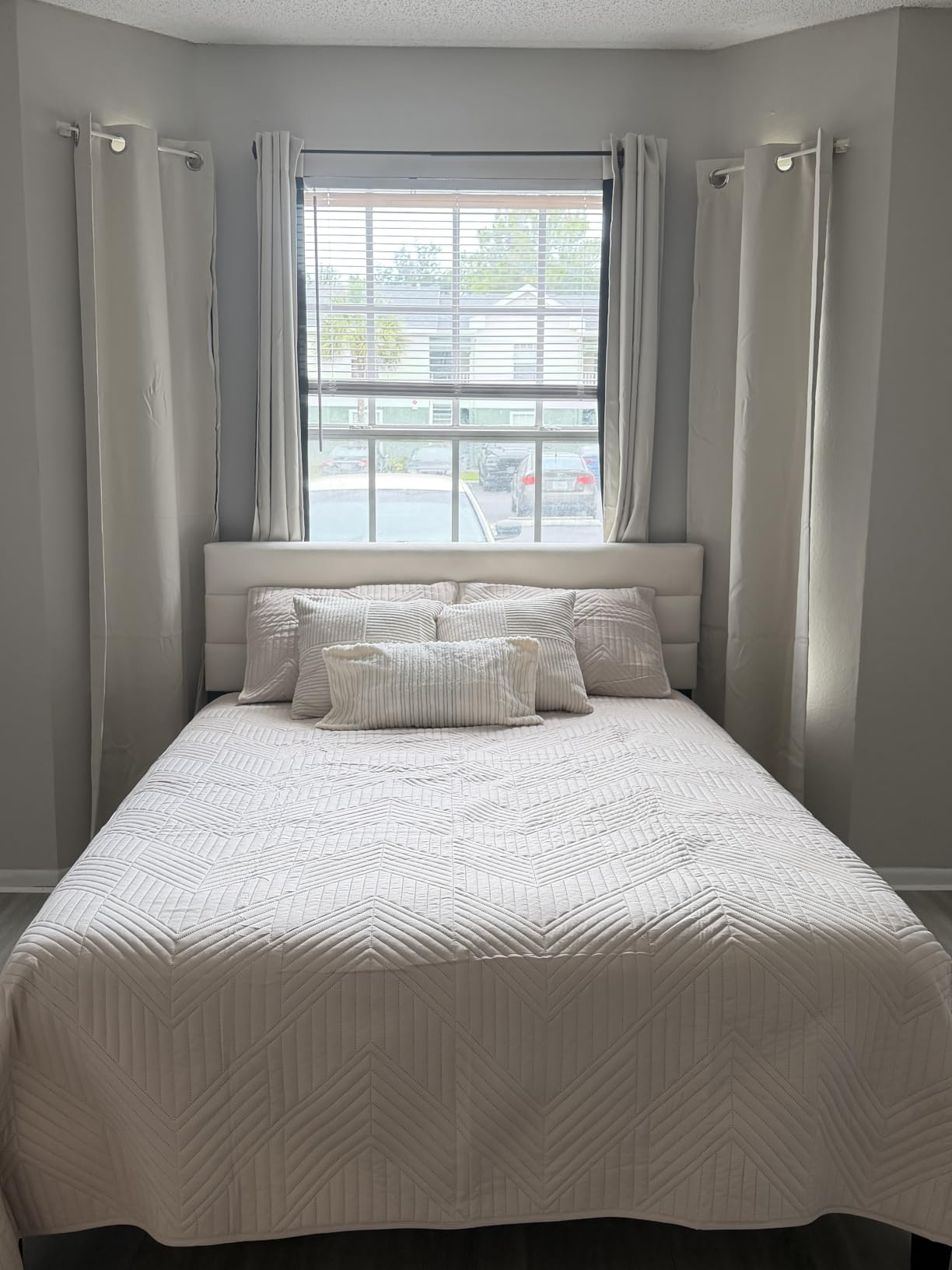 Exclusivo Mezcla Ultrasonic Full Queen Quilt Bedding Set, Brich Beige | Lightweight Bedspreads, Soft Microfiber, Modern Geometric Coverlet, All Season Bed Cover, 1 Quilt and 2 Pillow Shams customer photo 1