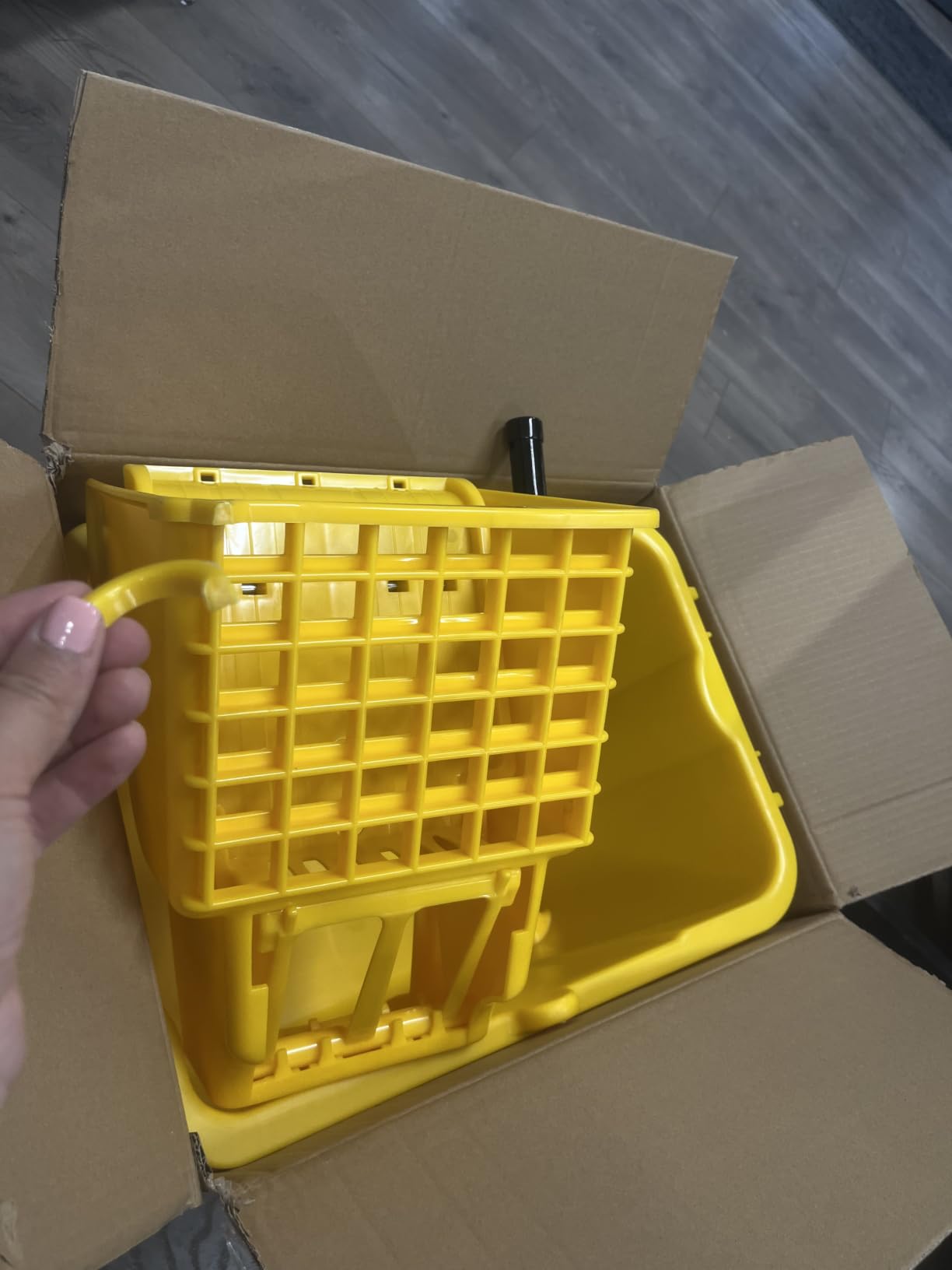 Midoneat Commercial Mop Bucket with Side Press Wringer on Wheels, Including One Commercial Mop, 35 Quart, Yellow customer photo 2