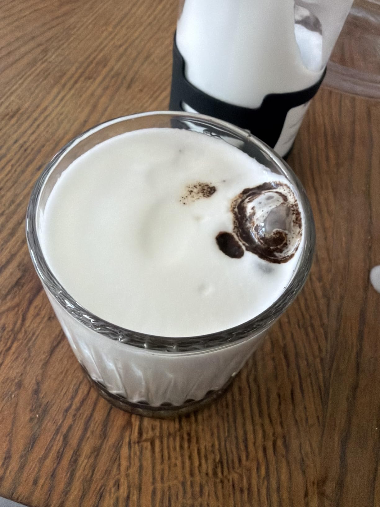 Keurig SimpleCafe Frother, Rechargeable Handheld Milk Frother for Lattes, Cappuccinos & Iced Coffee, USB Cord Included, Microwave-Safe Frothing Cup, Hot & Cold Foam Maker customer photo 1