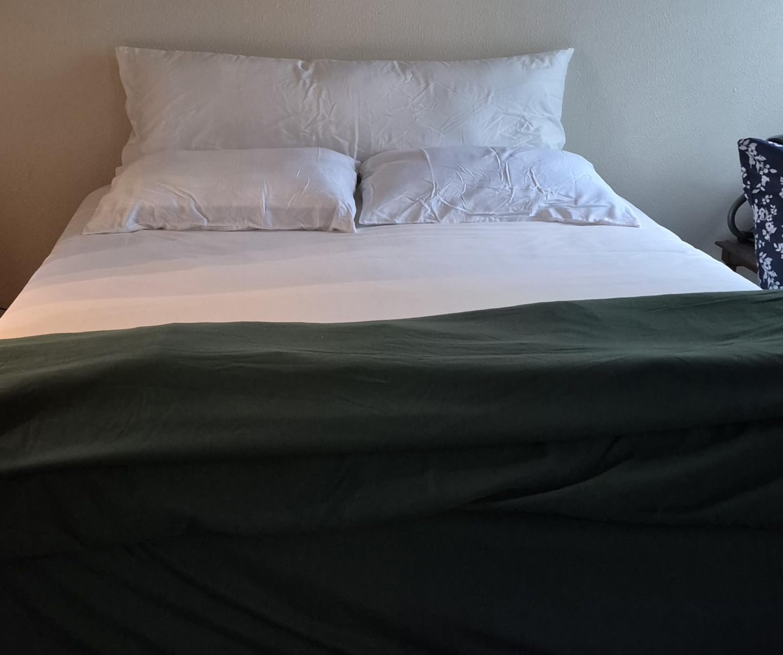 Duvet Cover Queen Size - Extra Soft 3 Piece Set with Zipper Closure - White | Extra Soft Queen Duvet Cover 90 x 90 with 2 Pillow Shams, Hotel Luxury w/ Zipper Closures & Ties, Comfy & Breathable customer photo 1