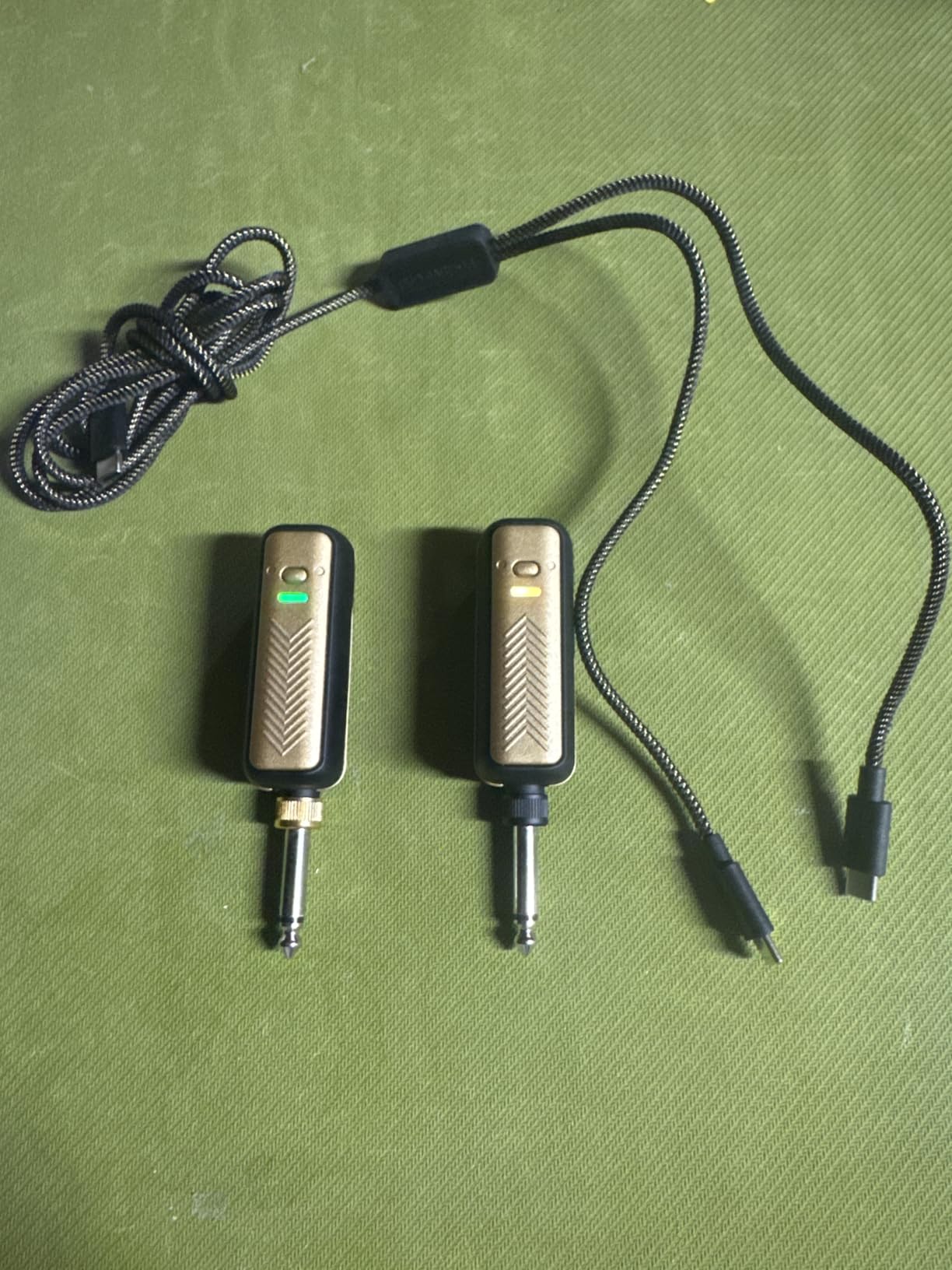 Positive Grid Spark Link Wireless Guitar System for Electric, Acoustic, Bass & More customer photo 2
