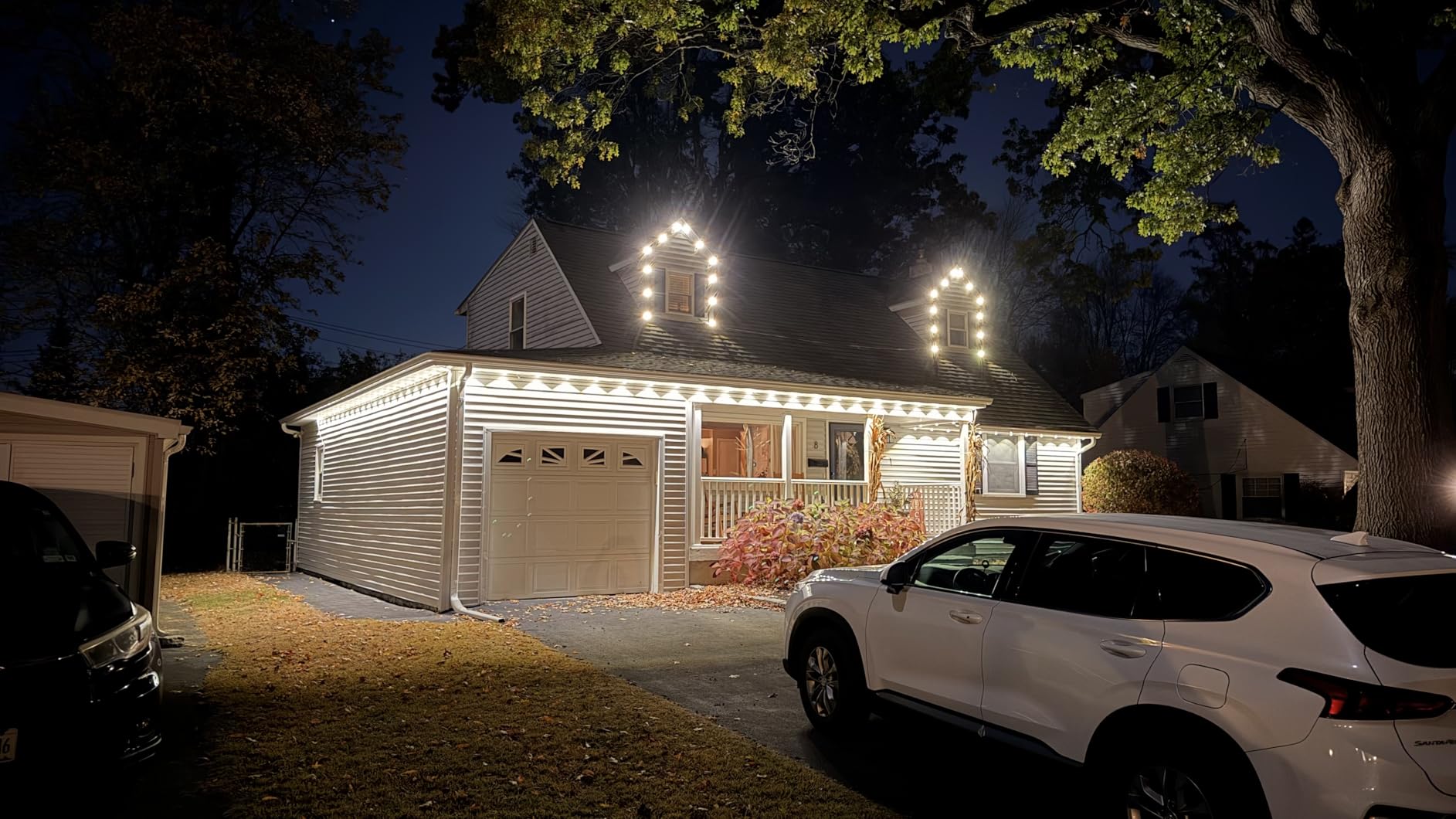 Govee Permanent Outdoor Lights 2, 100ft RGBIC Outdoor Lights with 100 Modes | 16 Million Colors, IP67 Waterproof for Outdoor, Patio, Deck, Backyard & Garden, Works with Alexa, Google Assistant customer photo 1