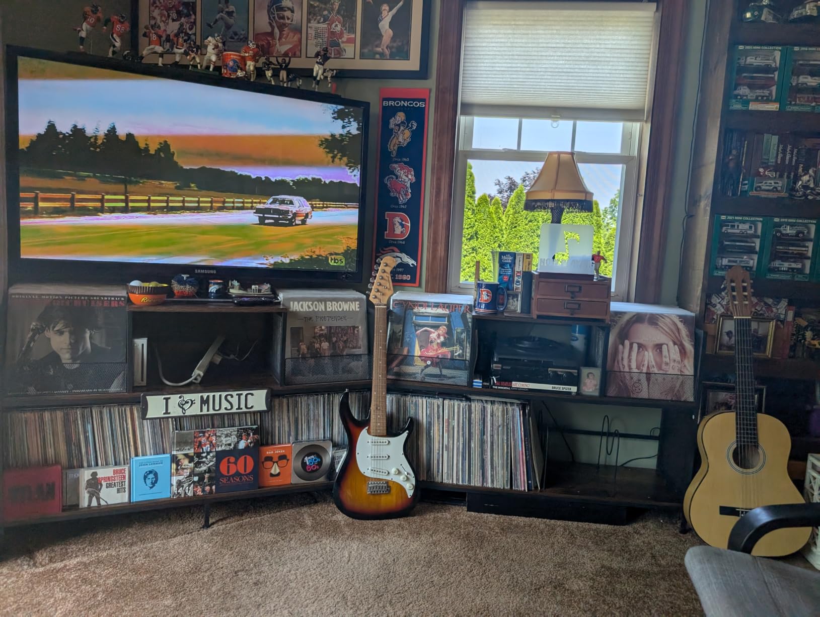 3-Tier Vinyl Record Storage: Vintage Player Table with Spacious Storage - Up to 450 Records, Turntable Stand with Adjustable Dividers, Extra Top Surface for Audio Equipment customer photo 1