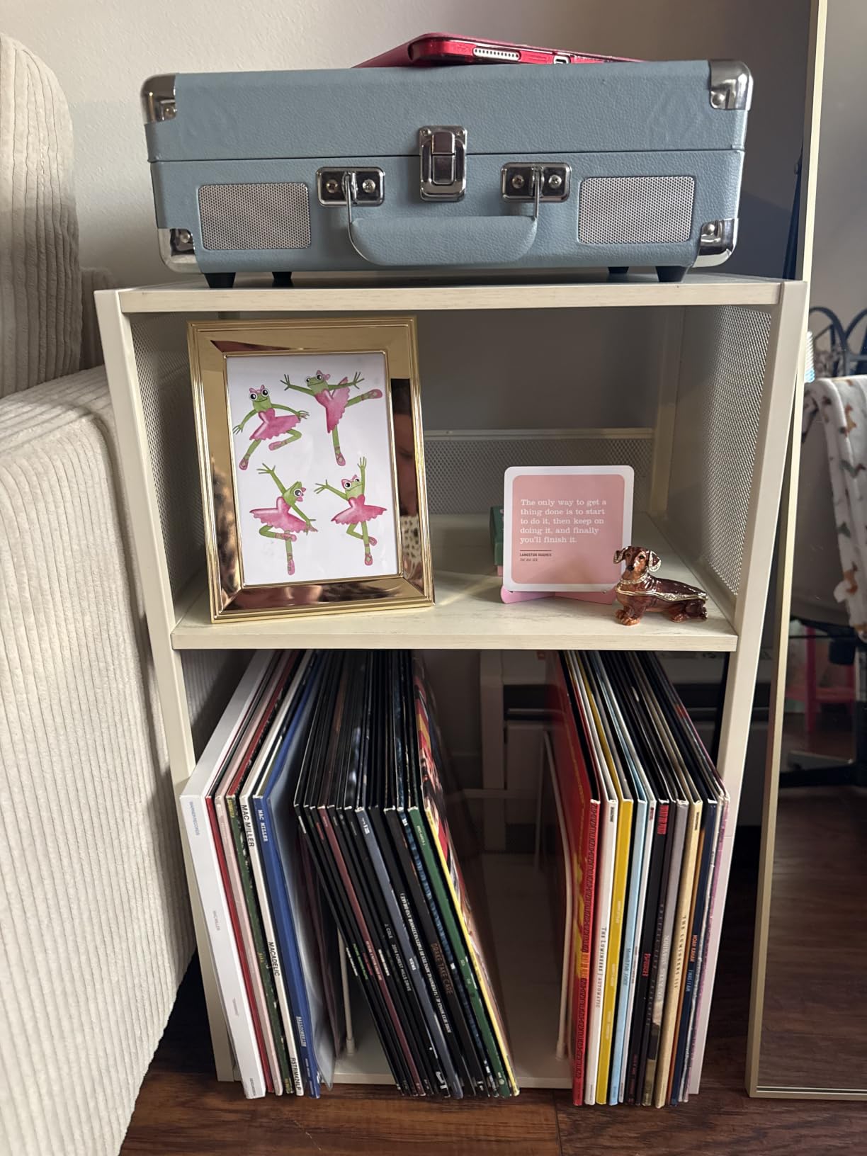 VASAGLE Record Player Stand, 3-Tier Side Table, Vinyl Record Storage up to 100 Albums, End Table for Living Room, Bedroom, Rustic White customer photo 2