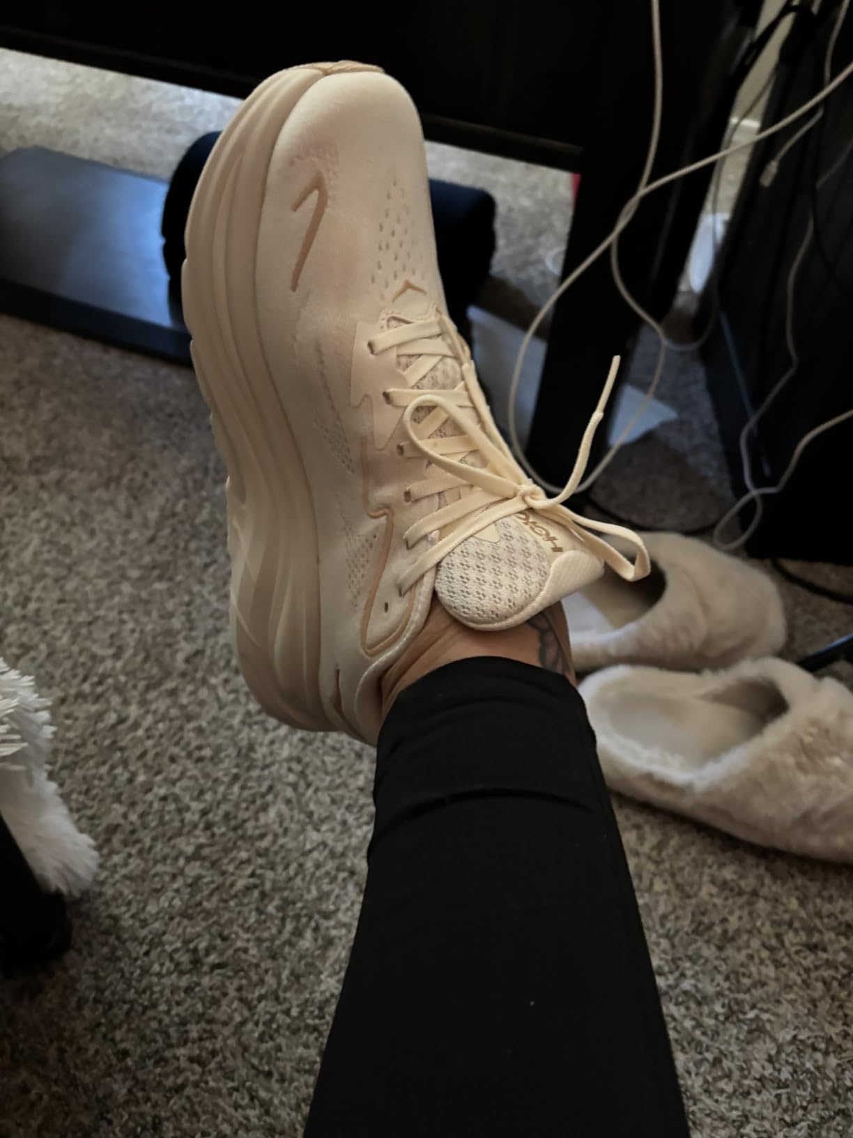 Womens Clifton 10 customer photo 2
